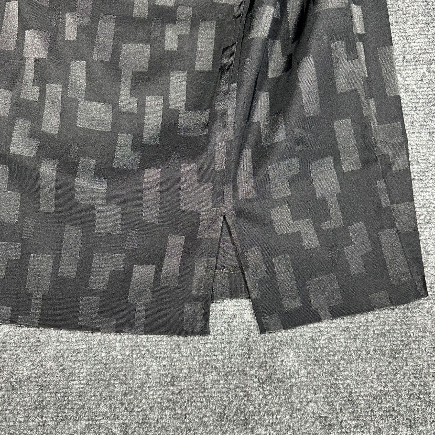 Vintage LAUREN VIDAL Skirt Womens T2 6 Black Pencil Print Vent Back Zip Geometric Size 28" / US 6 / IT 42 - 3 Thumbnail
