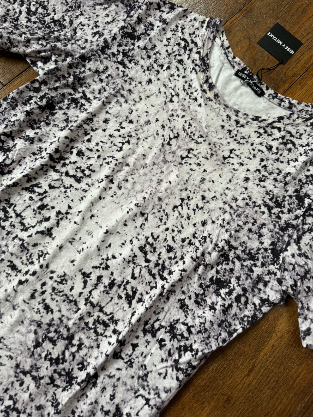 Issey Miyake × Japanese Brand Issey Miyake FW 2001 Baby Tee Size M / US 6-8 / IT 42-44 - 2 Thumbnail