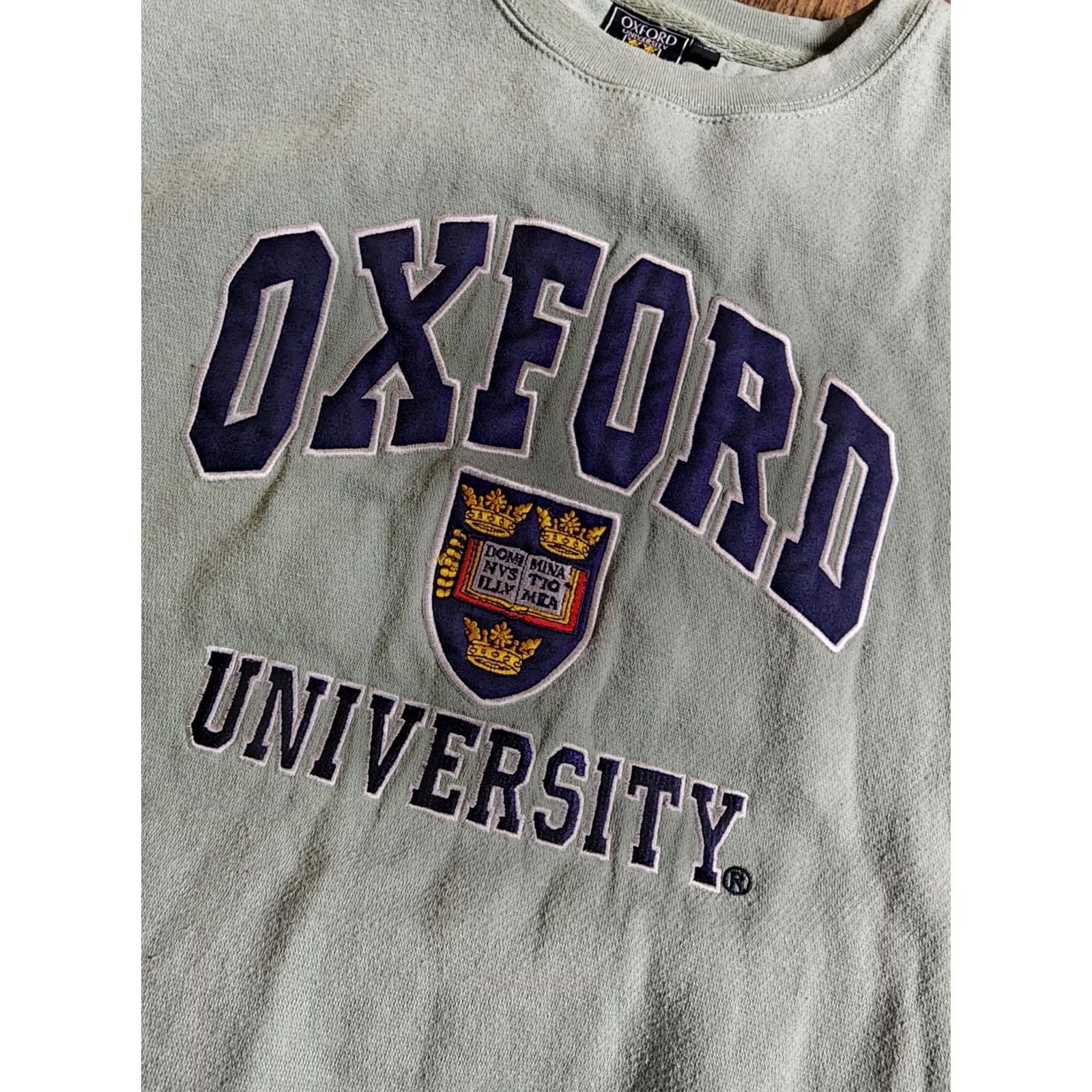 Vintage VINTAGE Oxford Sweatshirt Mens XXL Crewneck Embroidered Crest Green 90s Pullover All Seasons Christmas Not Applicable Size US XXL / EU 58 / 5 - 2 Thumbnail