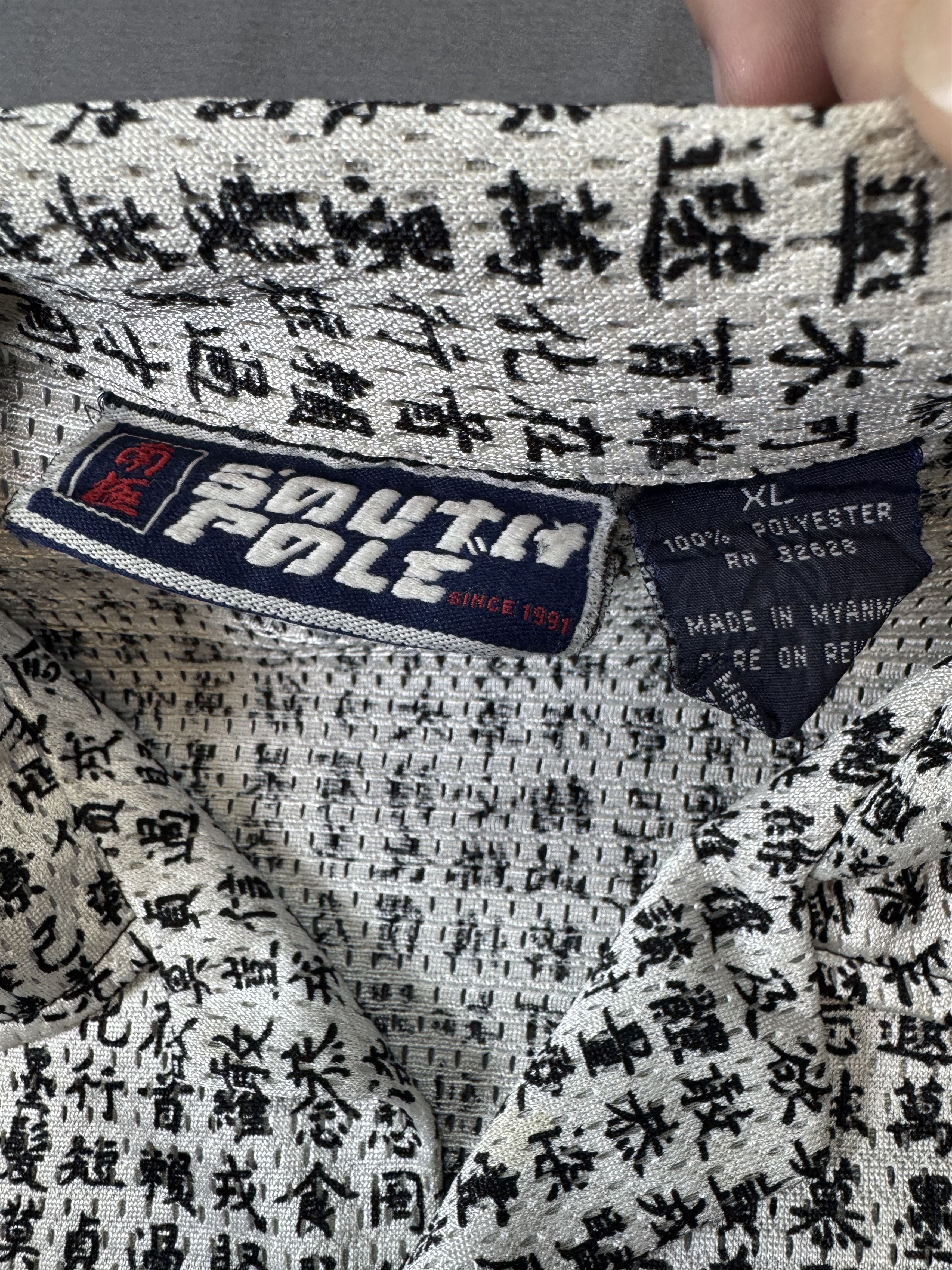 Southpole Y2K South Pole Button Shirt Chinese Letters Printed Grunge Size US XL / EU 56 / 4 - 3 Thumbnail