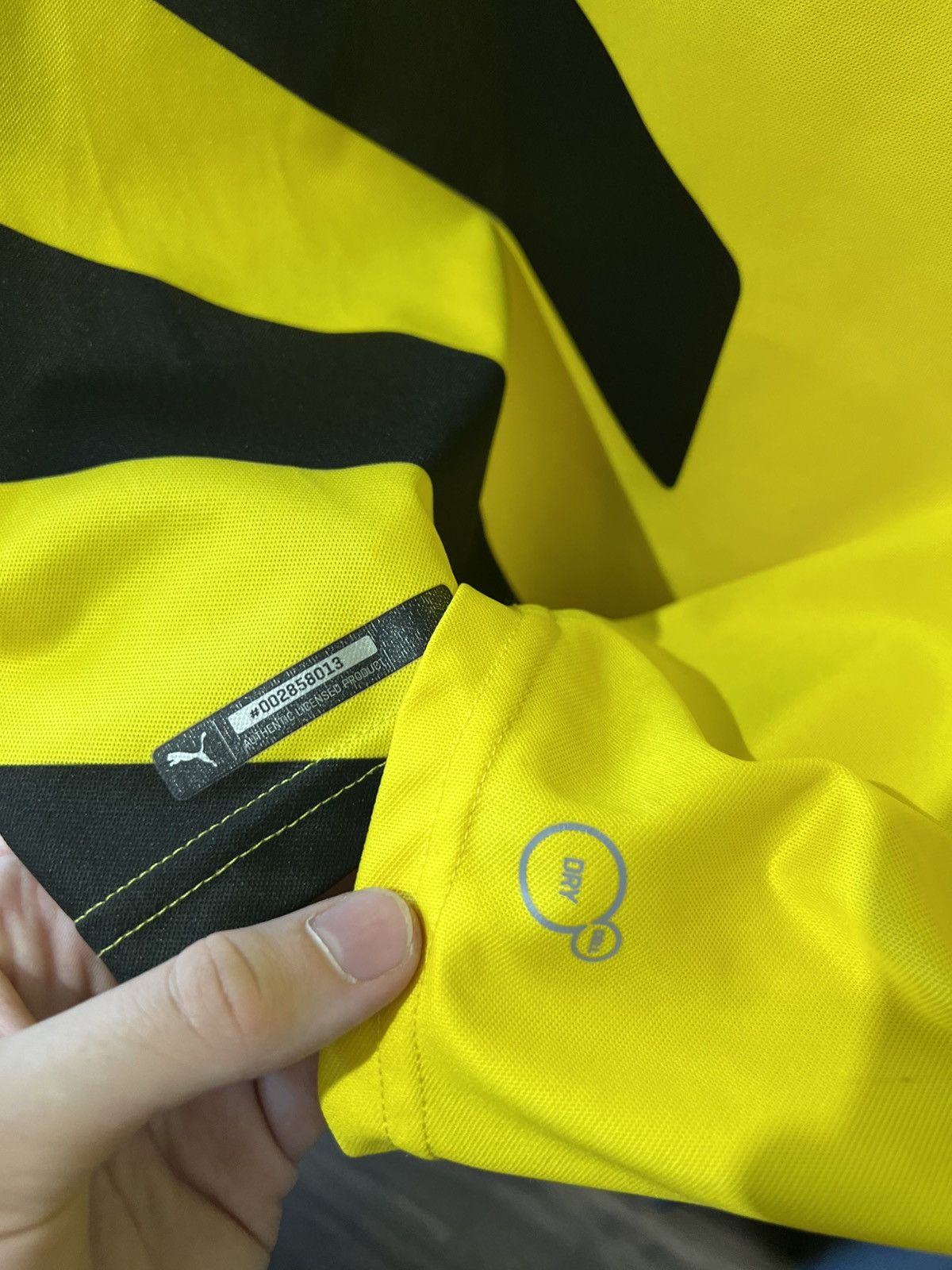 Puma 2014/2015 VINTAGE PUMA BORUSSIA DORTMUND HOME FOOTBALL SHIRT Size US L / EU 52-54 / 3 - 6 Thumbnail