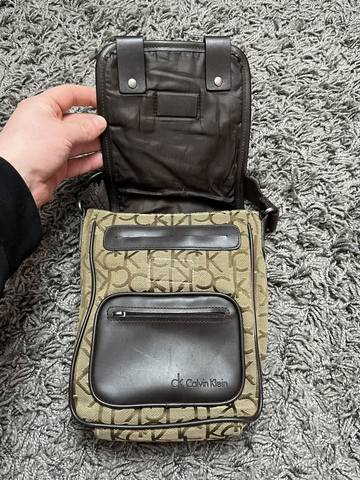 Calvin Klein Calvin Klein Monogram Logo Messenger Crossbody Bag Brown Size ONE SIZE - 3 Thumbnail