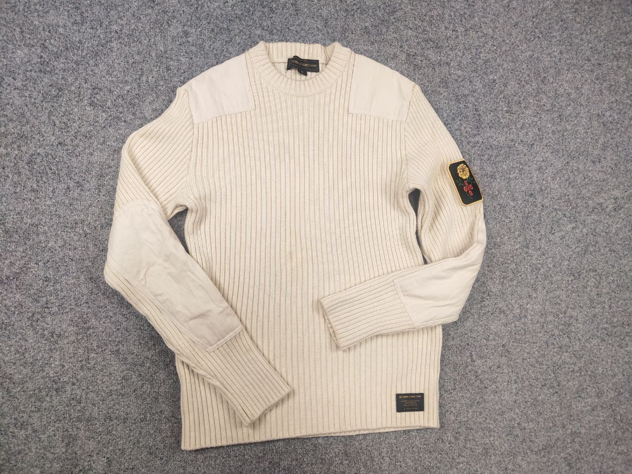 October's Very Own October's very own Drake OVO ribbed sweater Military Style Size US S / EU 44-46 / 1 - 19 Thumbnail