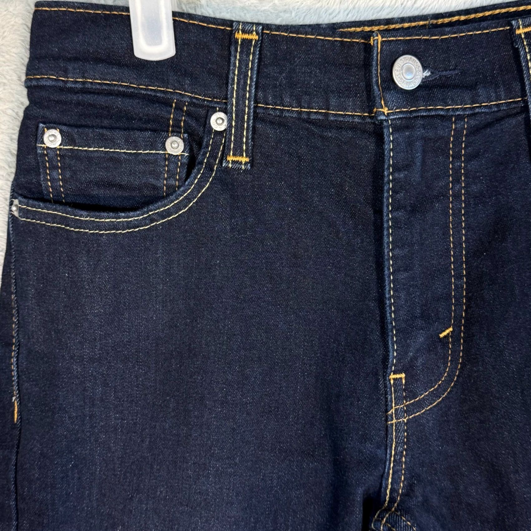 Levi's VINTAGE? No — Levi’s 511 Jeans Straight Leg 30x30 Jeans Denim Blue Dark Wash Stretch Modern Mens Size US 30 / EU 46 - 3 Thumbnail