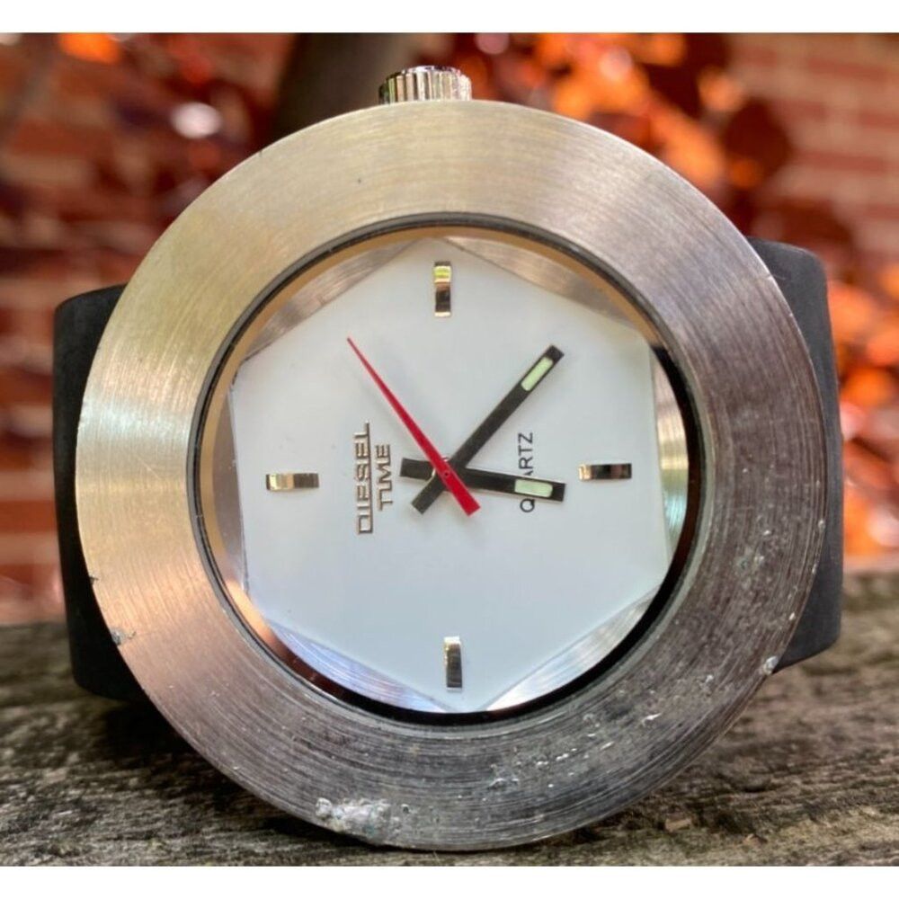 Vintage Diesel Time Quartz Watch White Dial Silver Bezel