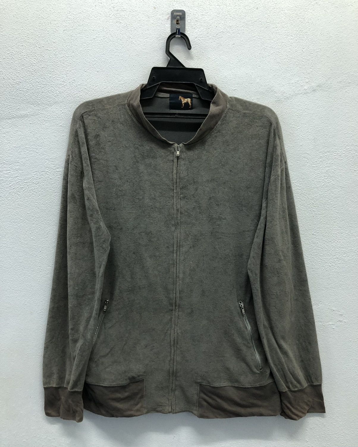 United Arrows Vintage United Arrows Horse Logo Velour Jacket Made In Japan Size US L / EU 52-54 / 3 - 1 Thumbnail