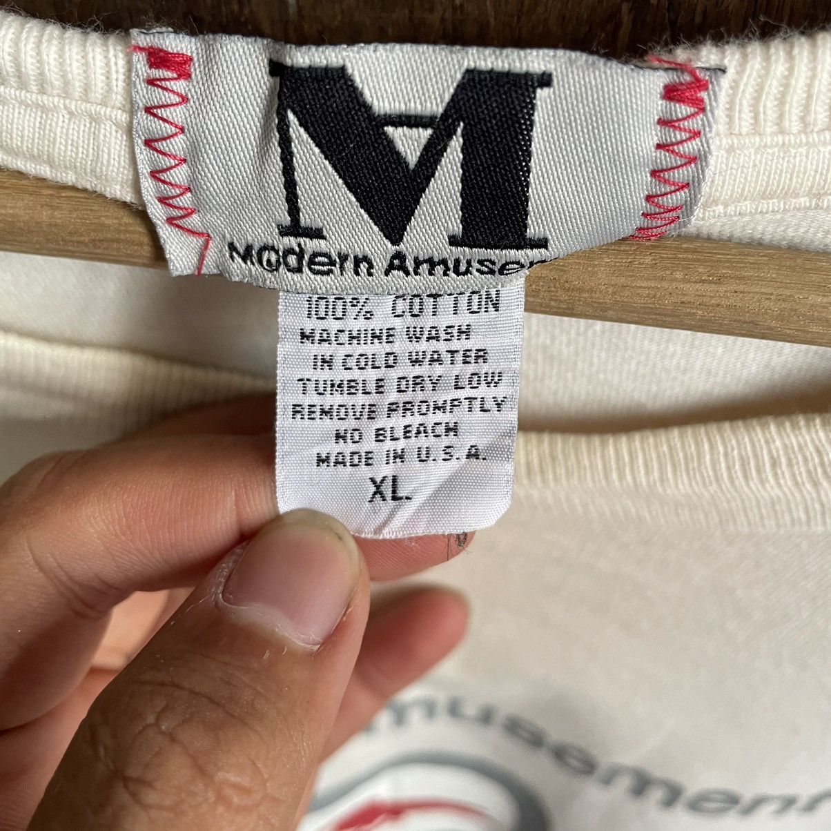 Modern Amusement Vintage Modern Amusement Tshirt Size US XL / EU 56 / 4 - 4 Thumbnail