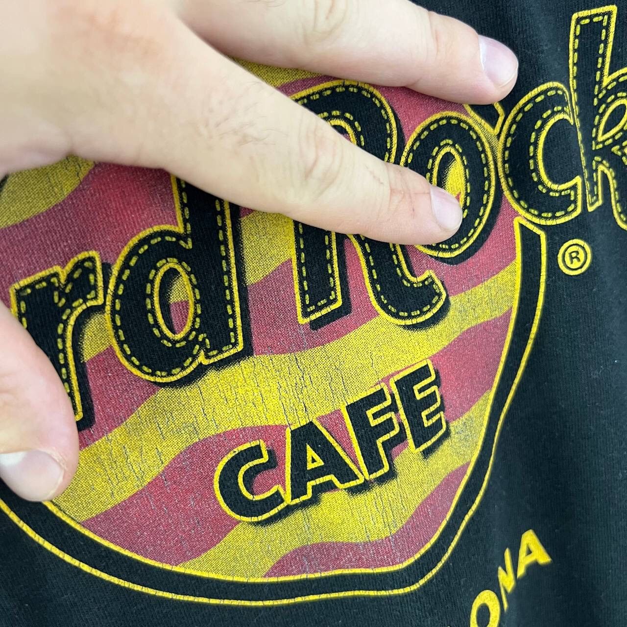 Hard Rock Cafe Hard Rock Cafe Barcelona Vintage Tee Rock Y2k T-Shirt Size US XL / EU 56 / 4 - 4 Thumbnail