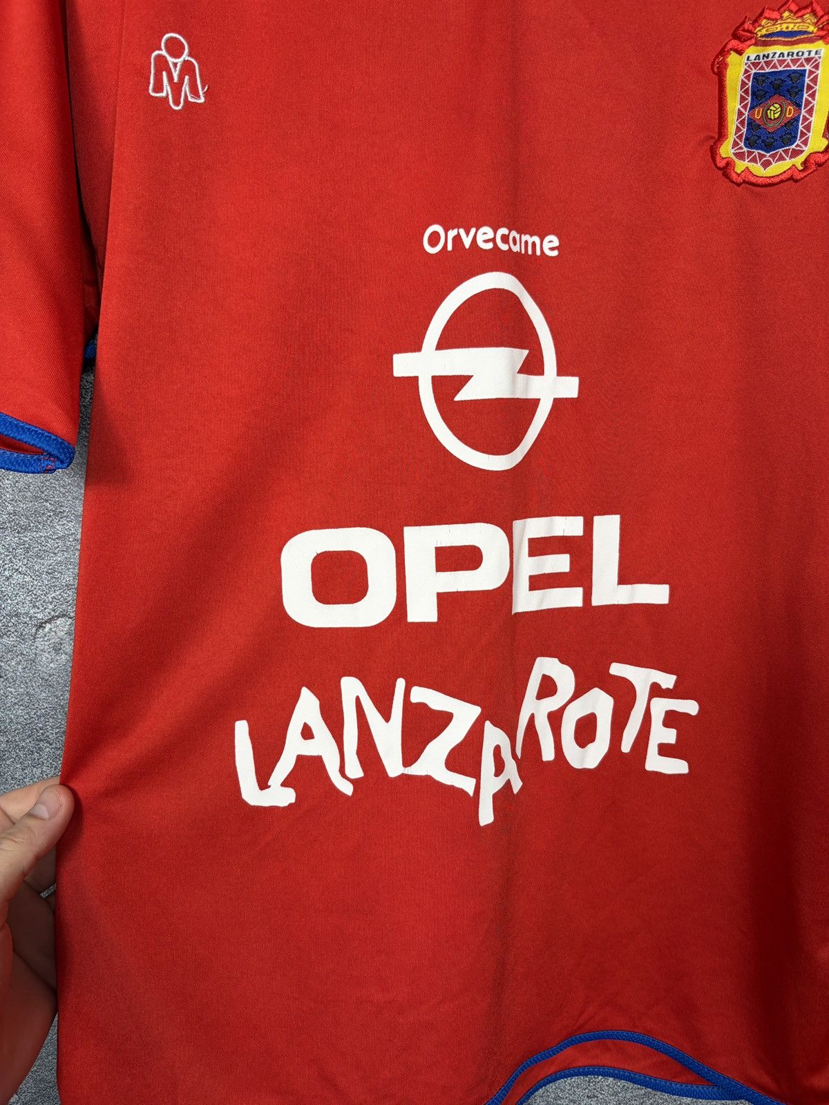 Vintage Vintage Lanzarote 2005/06 Home Football T-shirt Size US XL / EU 56 / 4 - 4 Thumbnail
