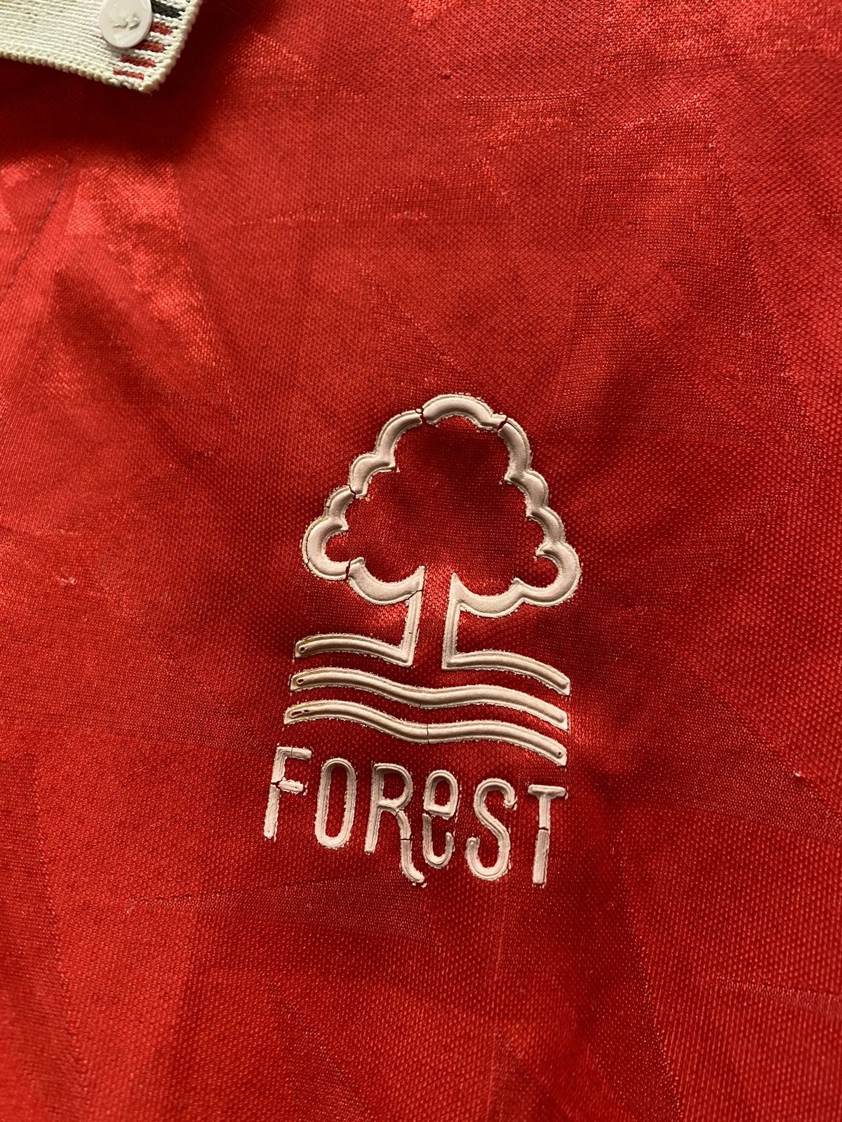 Umbro × Vintage Vintage 90s Notthingham Forest 1990-1992 Home Jersey Size US M / EU 48-50 / 2 - 13 Thumbnail