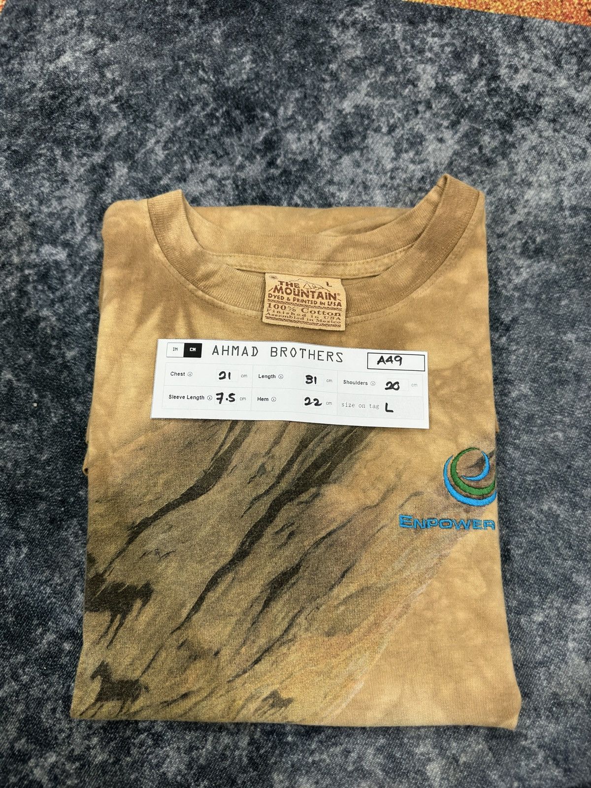 The Mountain Vintage ©️ 2000 The Mountain Wild Horse A49 Size US M / EU 48-50 / 2 - 11 Thumbnail