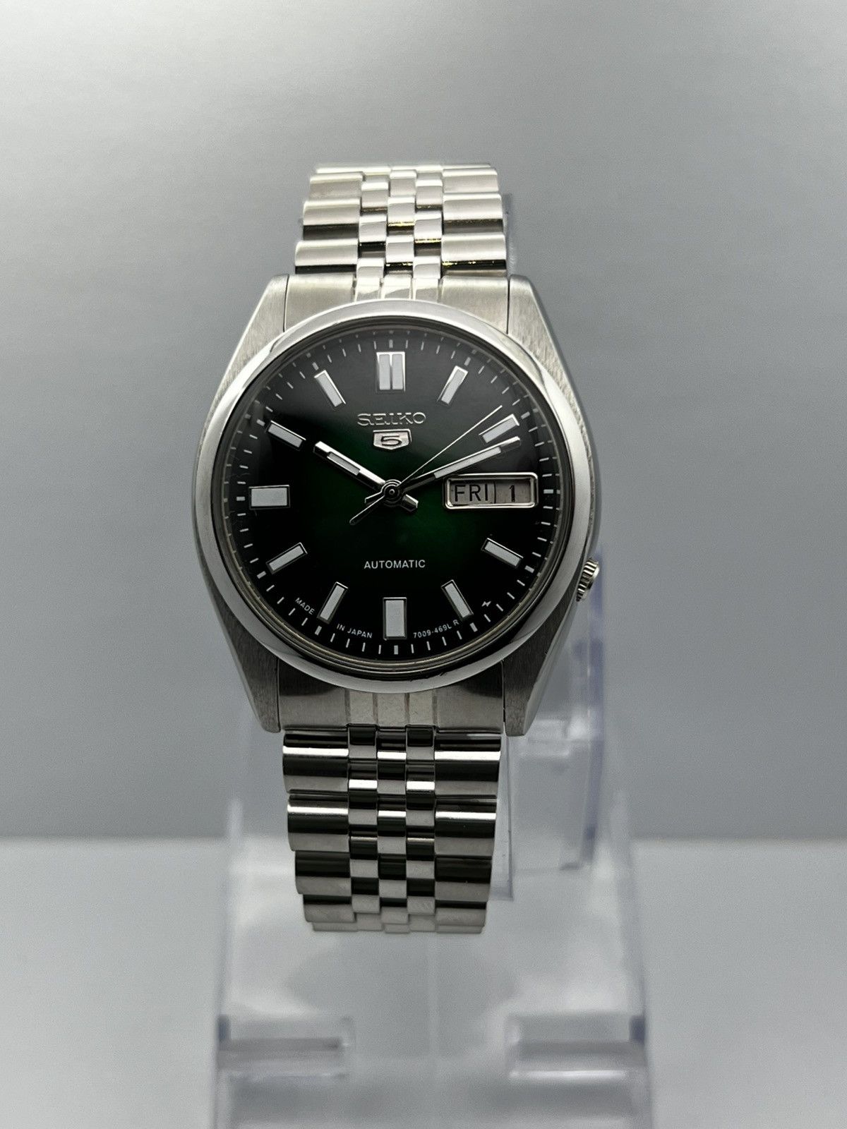 Seiko Seiko 5 Automatic Baton Dial Wrist Watch Day/Date Japan Size 36 - 17 Thumbnail