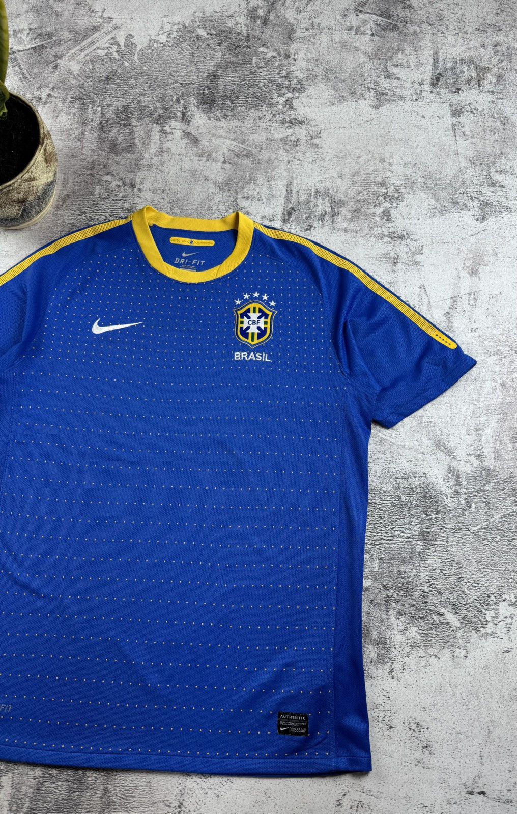 Nike Nike BRAZIL Away 2010/2011 National Football T Shirt Jersey Size US L / EU 52-54 / 3 - 3 Thumbnail