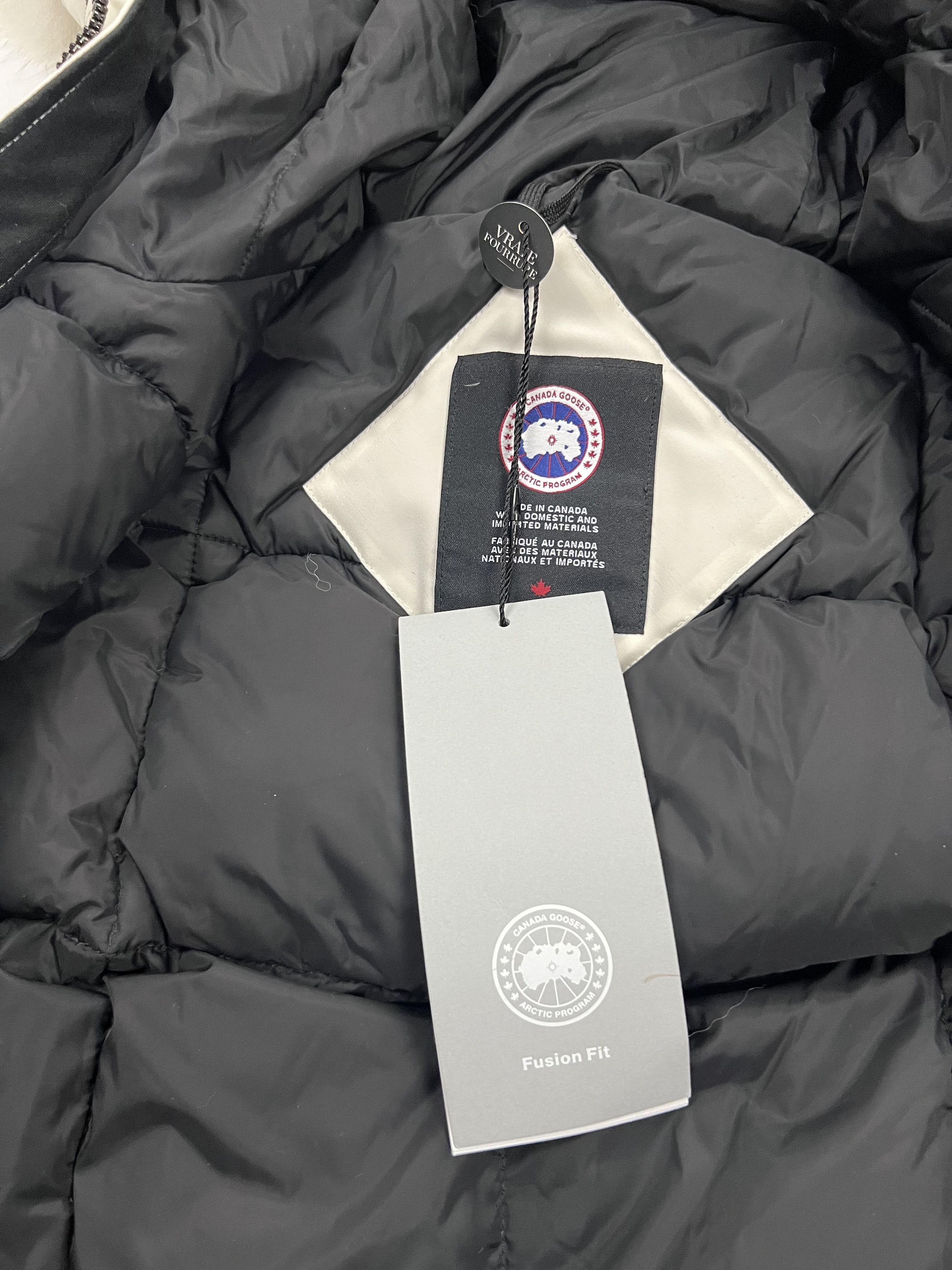 Canada Goose canada goose puffer parka size fusion XS luxury Size US XS / EU 42 / 0 - 12 Thumbnail
