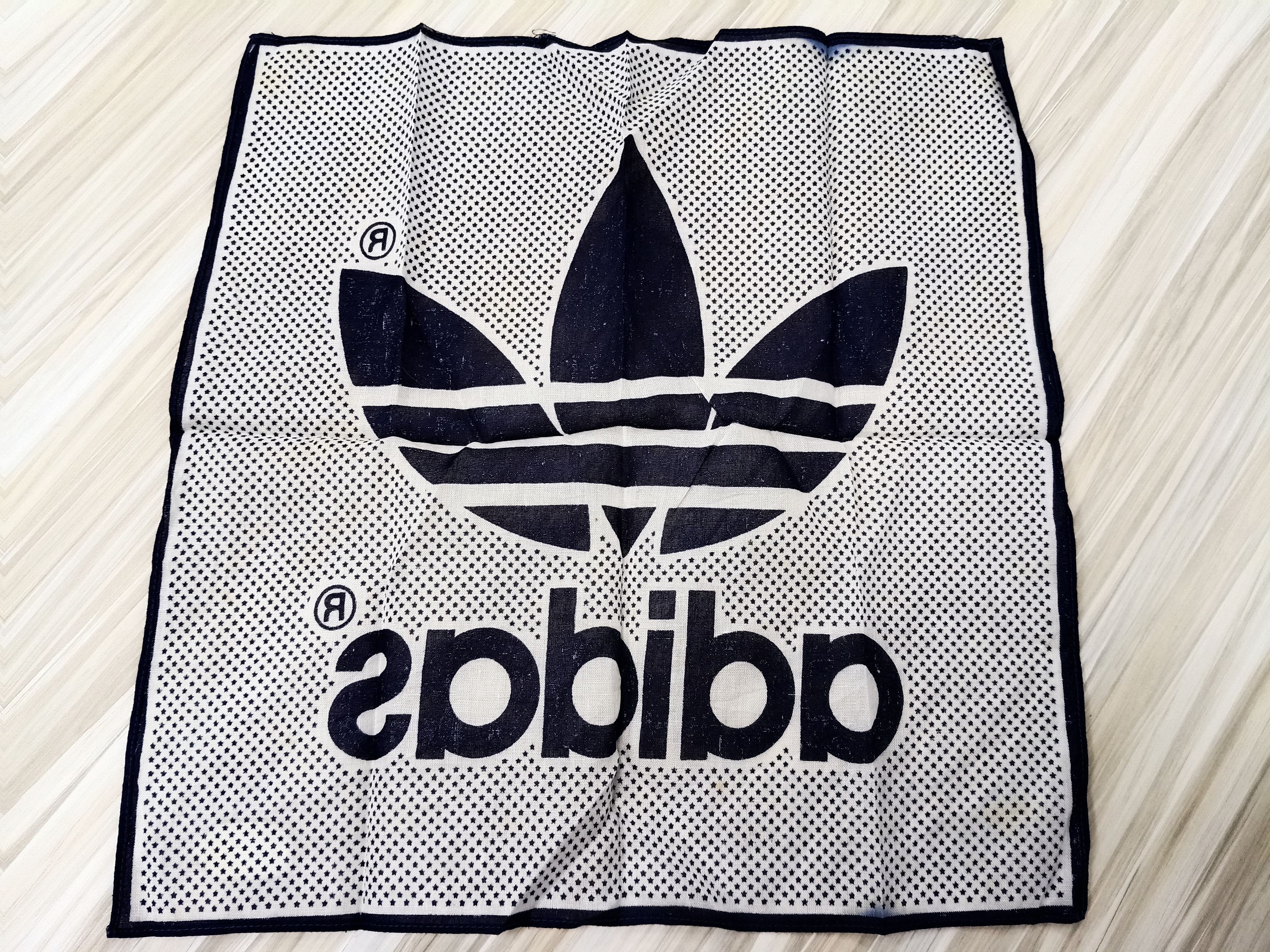 Adidas Adidas vintage handkerchief NOS NEW OLD STOCK 90'S Size 36 - 2 Thumbnail