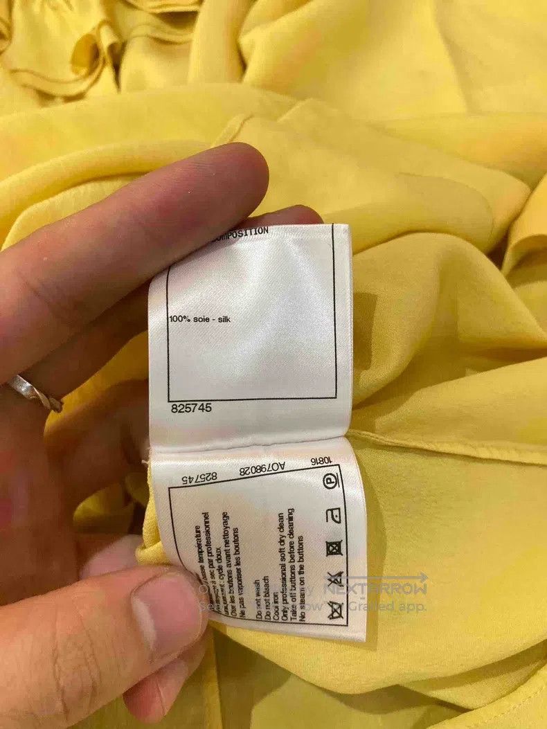 Chanel Chanel Bright yellow off-the-shoulder shirt Size XS / US 0-2 / IT 36-38 - 6 Thumbnail