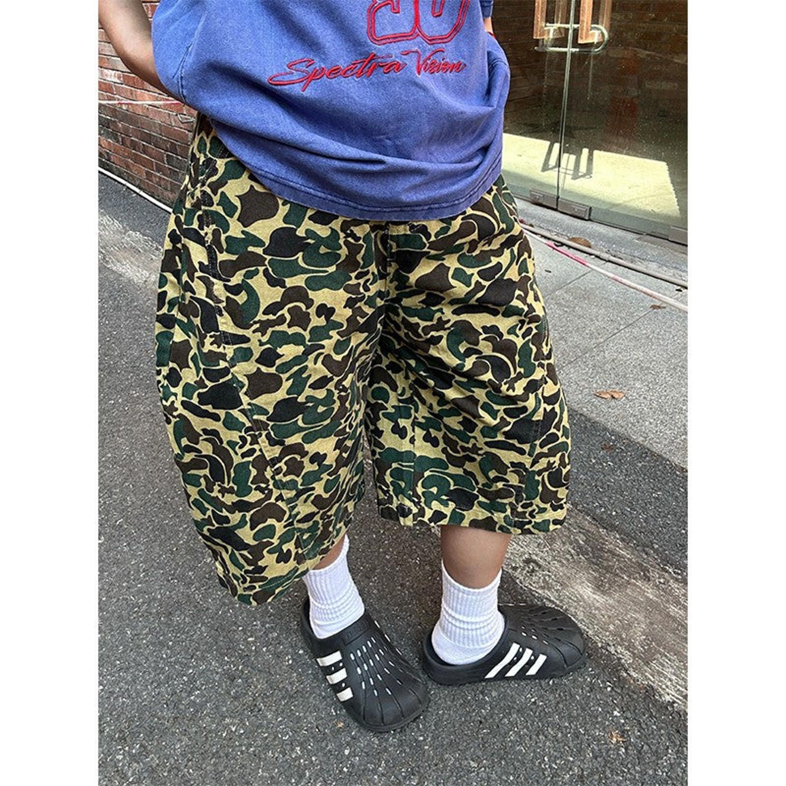 Vintage Camo Print Baggy Jorts, Baggy Shorts Size US 33 - 6 Thumbnail