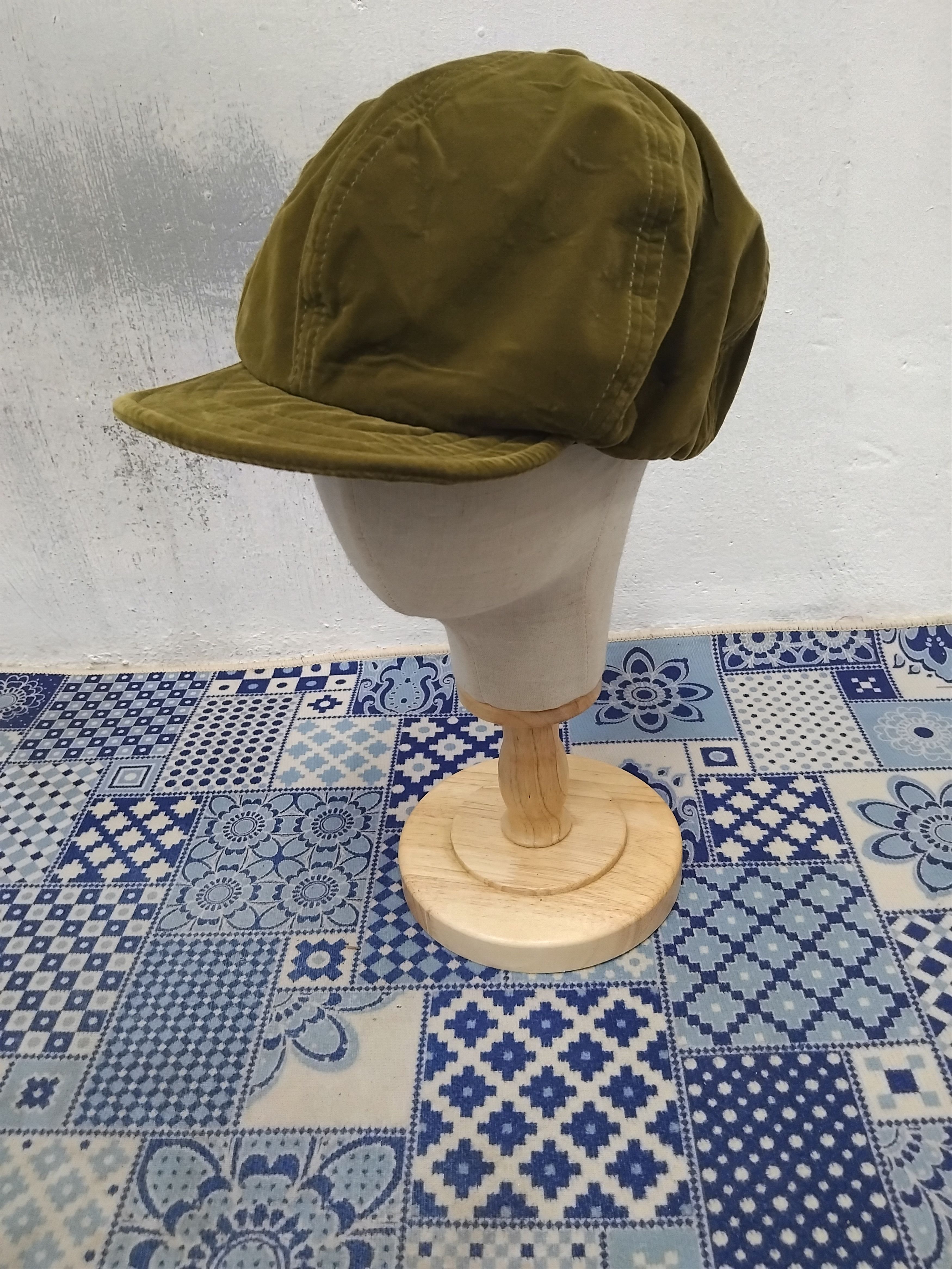 Japanese Brand Inspired velvet Japanese style cap Size ONE SIZE - 1 Thumbnail