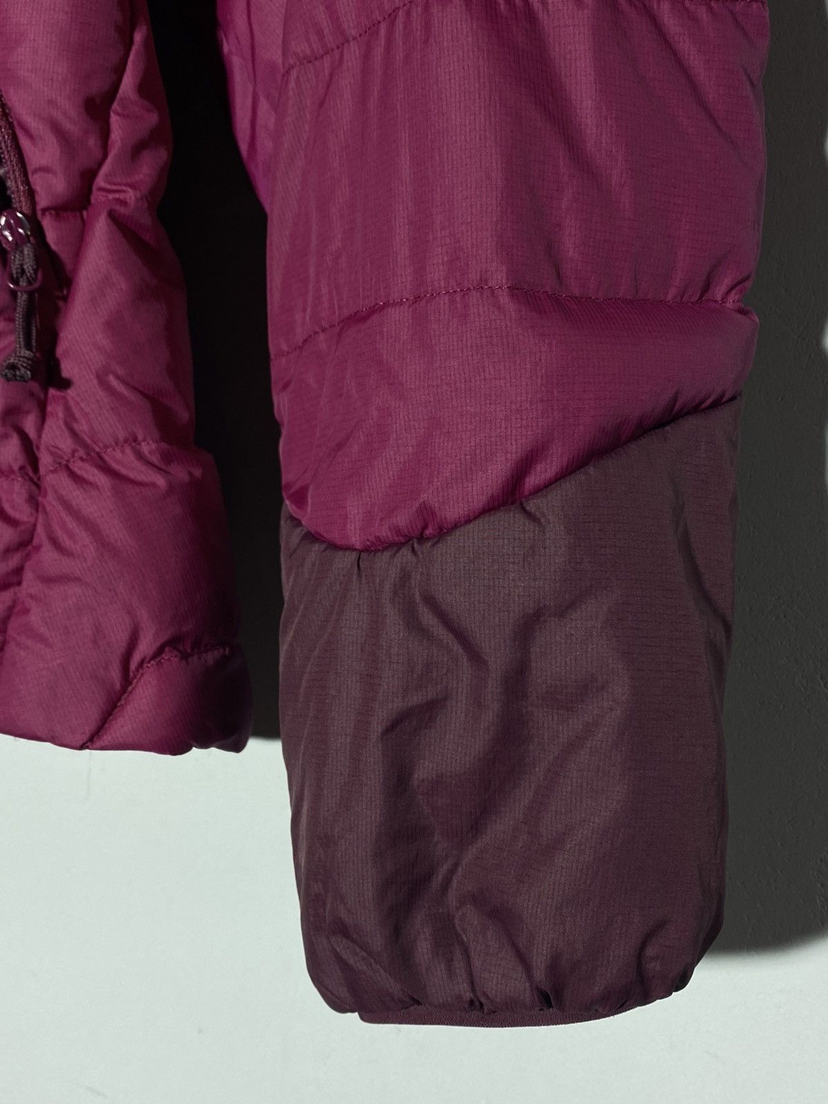 Arc'teryx Arcteryx Womens Cerium LT Pink Jacket Size M / US 6-8 / IT 42-44 - 9 Thumbnail