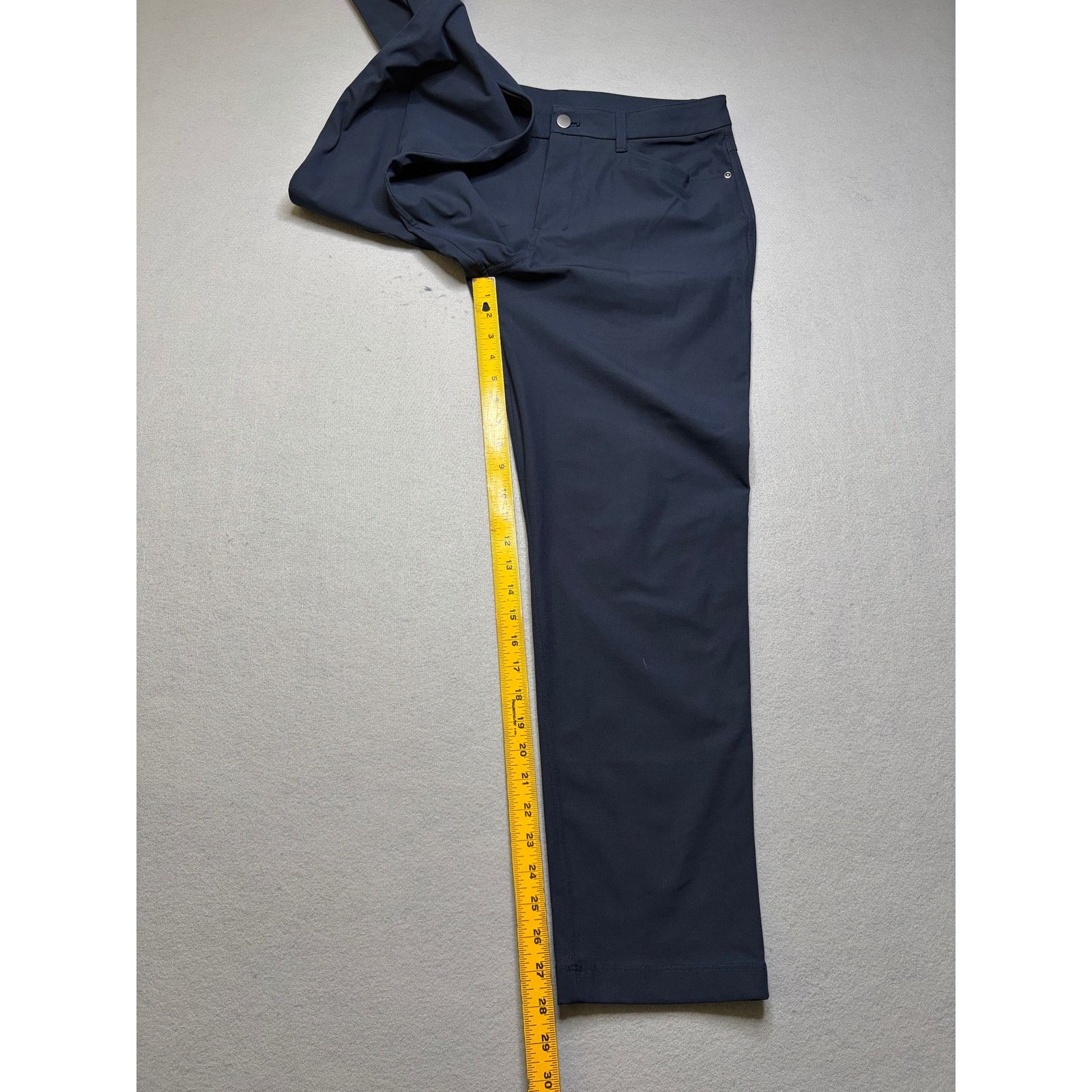 Lululemon Lululemon Men’s ABC Classic Fit Pants Size 31 Blue Size US 31 - 5 Thumbnail