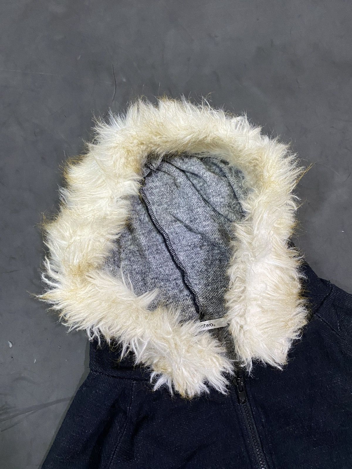 If Six Was Nine Japanese cantwo white furhoodie archive style Size US M / EU 48-50 / 2 - 3 Thumbnail