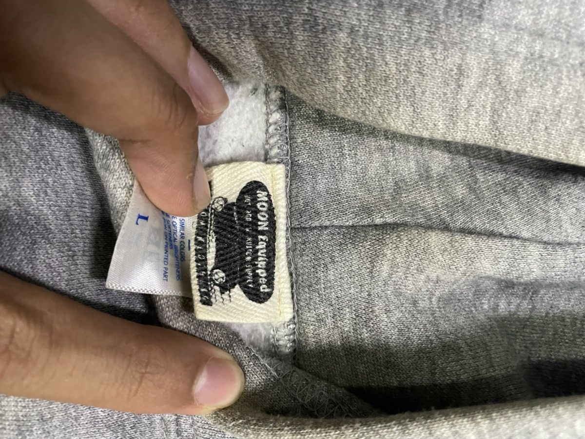 Vintage Vintage moon equipped sweatshirt Size US L / EU 52-54 / 3 - 5 Thumbnail