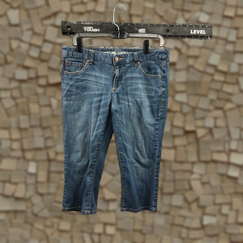 Mossimo Mossimo Jeans Capri Size 11 Juniors Mid Rise Dark Wash Blue Denim Size 32" / US 10 / IT 46 - 1 Thumbnail