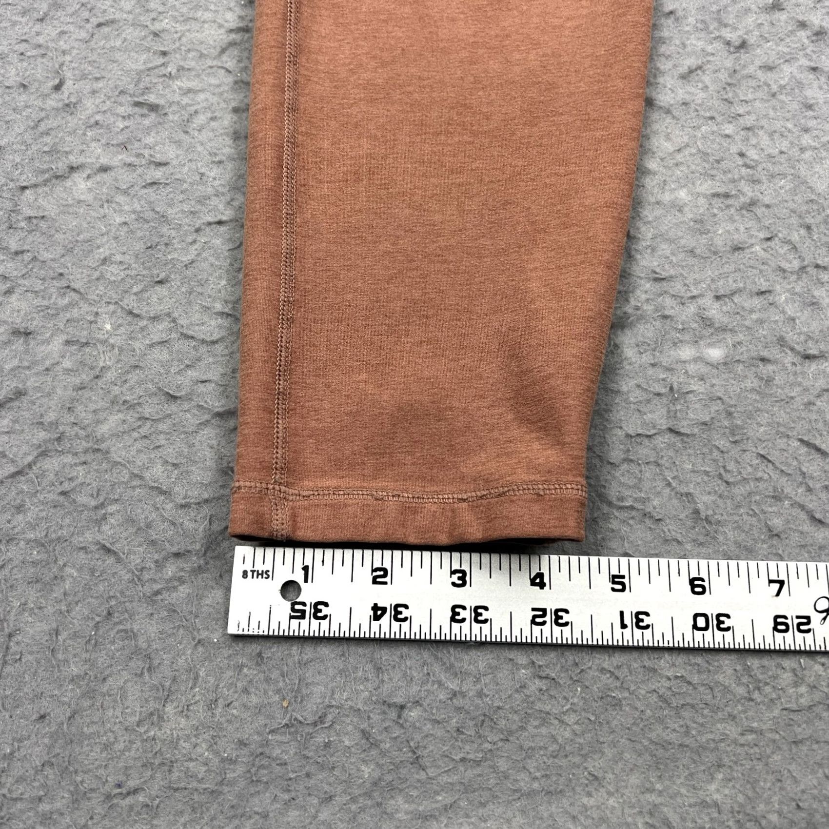 Vuori Vuori Vibe Elevation Leggings Women's L Terracotta Drawstring Yoga Gym VW452 Size 36" / US 14 / IT 50 - 7 Thumbnail