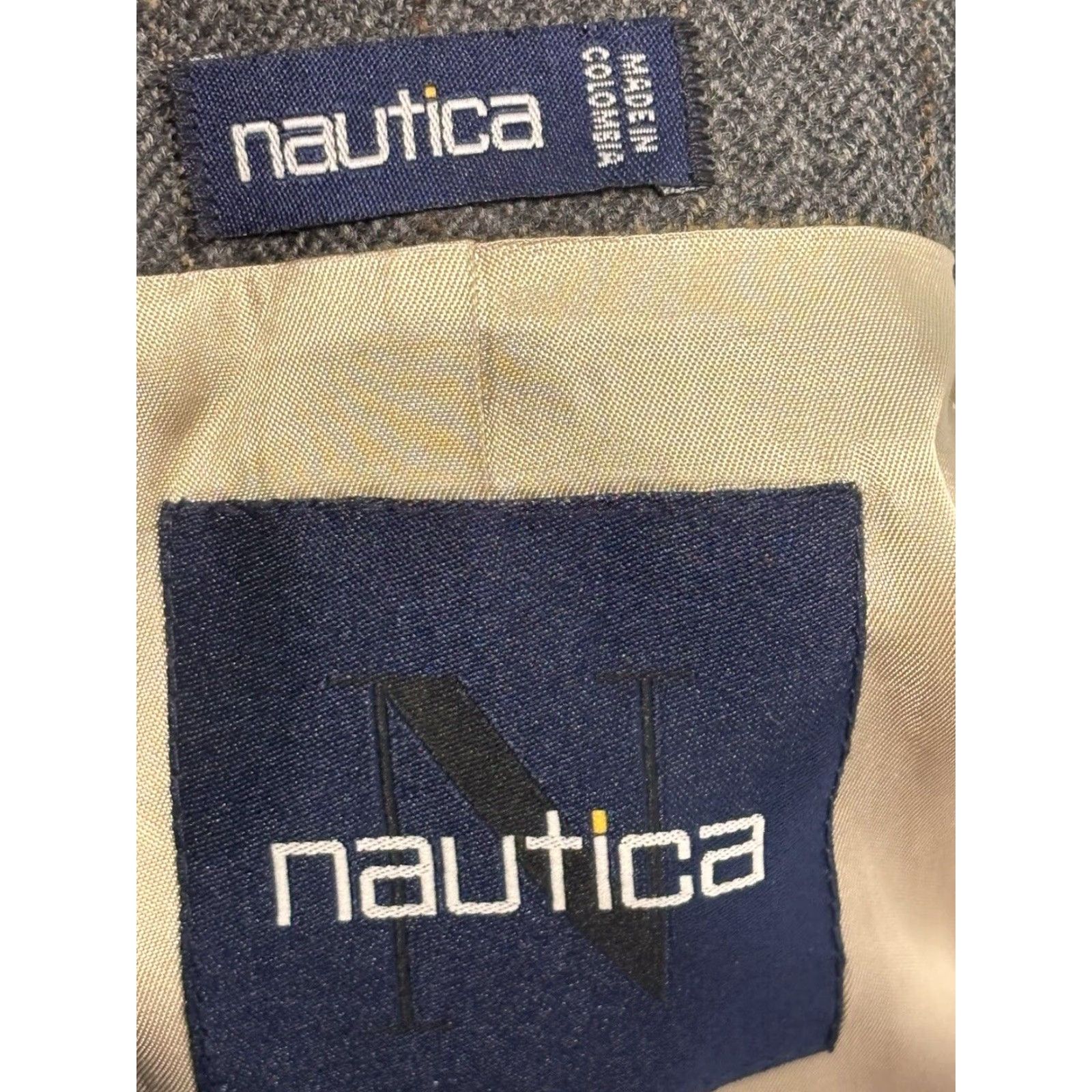 Nautica Nautica Wool Blazer Sport Coat 40R Gray Plaid Windowpane 3-Button Mens Size 40R - 3 Thumbnail