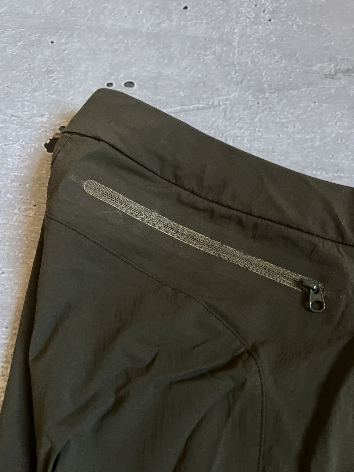 Arc'teryx Rare Arcteryx Gamma LT Nylon Pants Size 36 Size US 36 / EU 52 - 6 Thumbnail