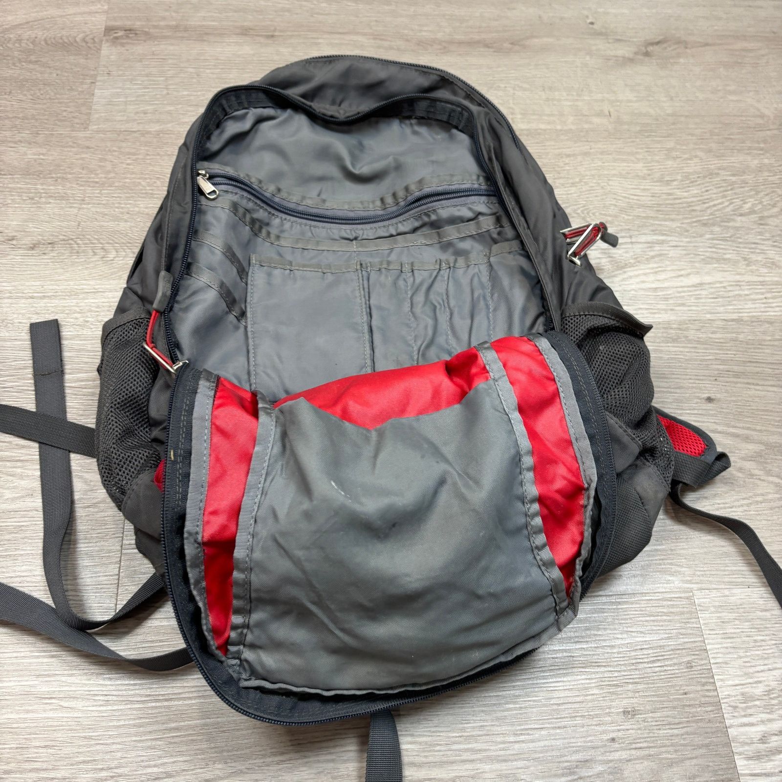 The North Face Rare The North Face TNF Recon Daypack Backpack Hiking Gorp Size ONE SIZE - 8 Thumbnail