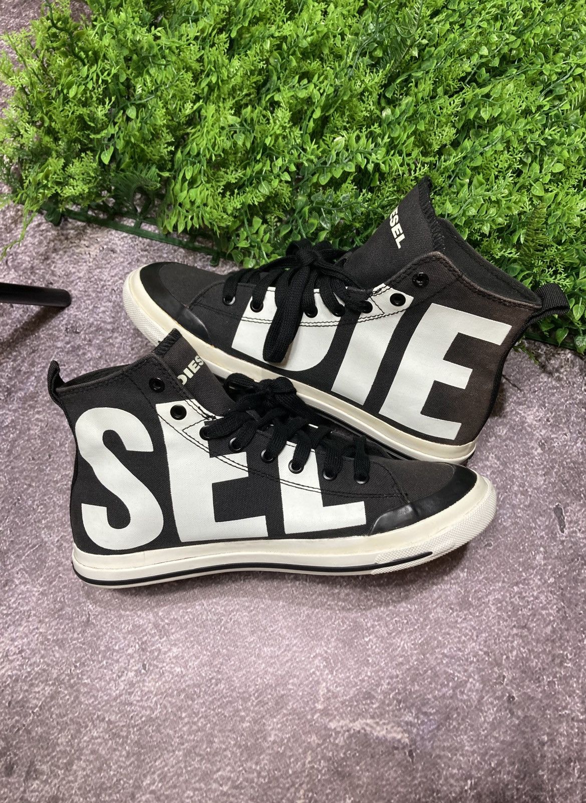 Vintage Faded Diesel S-ASTICO Cut Logo High Sneakers