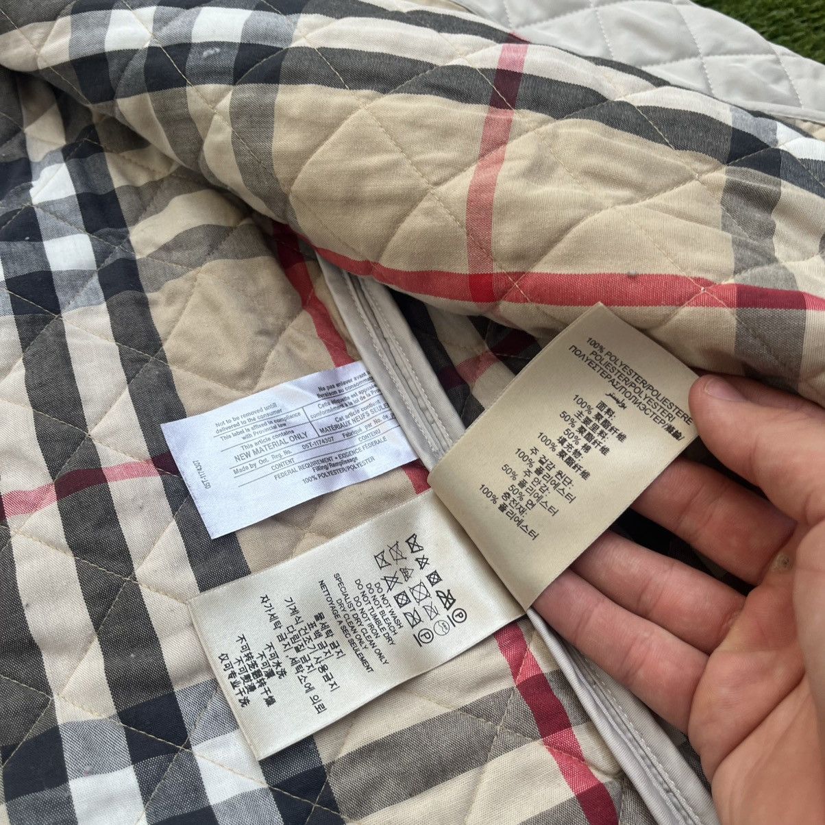 Burberry Burberry Brit Quilted Jacket – Nova Check Lining – Beige Size M / US 6-8 / IT 42-44 - 17 Thumbnail