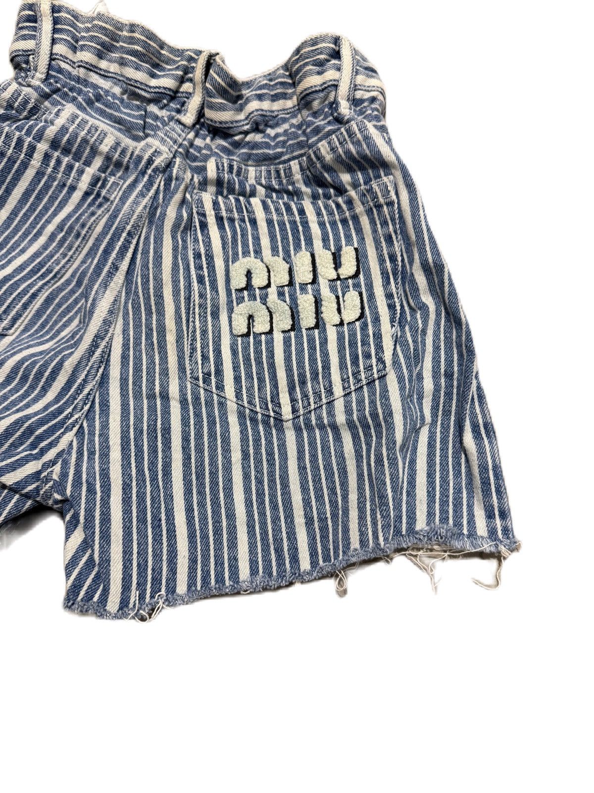 Miu Miu Miu Miu Logo Hickory Denim Shorts Made in Italy Size 26" / US 2 / IT 38 - 5 Thumbnail