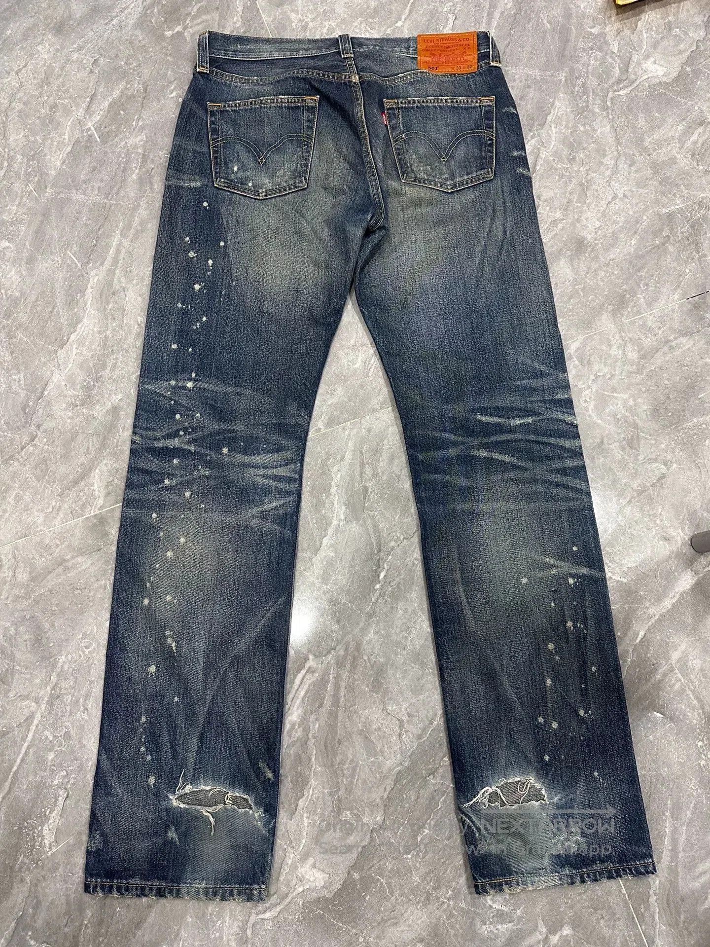 Levi's Levi's 501 Dark Blue Distressed Jeans. Size US 30 / EU 46 - 2 Thumbnail