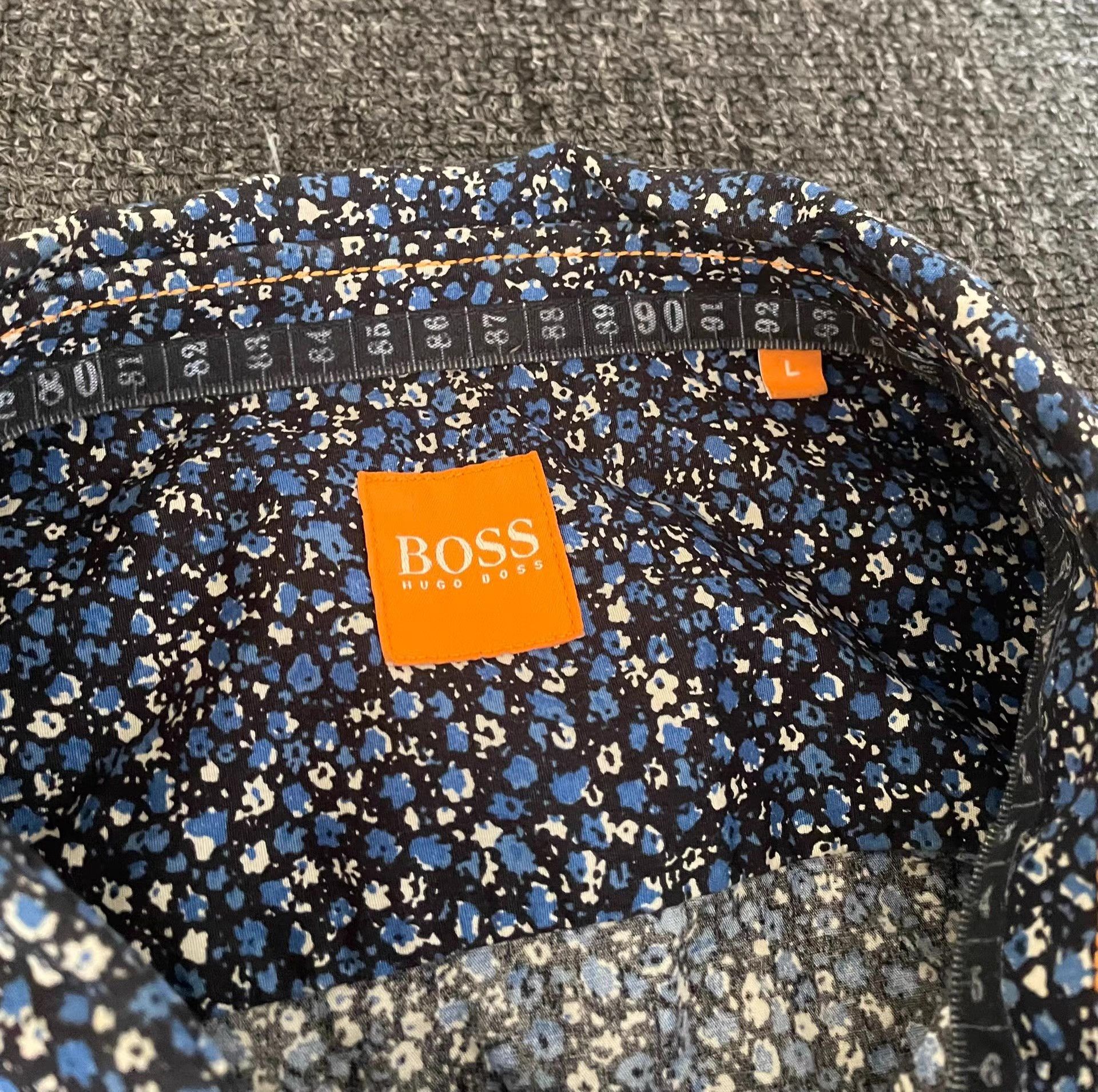 Hugo Boss Hugo Boss floral shirt. Q4 Size US L / EU 52-54 / 3 - 3 Thumbnail