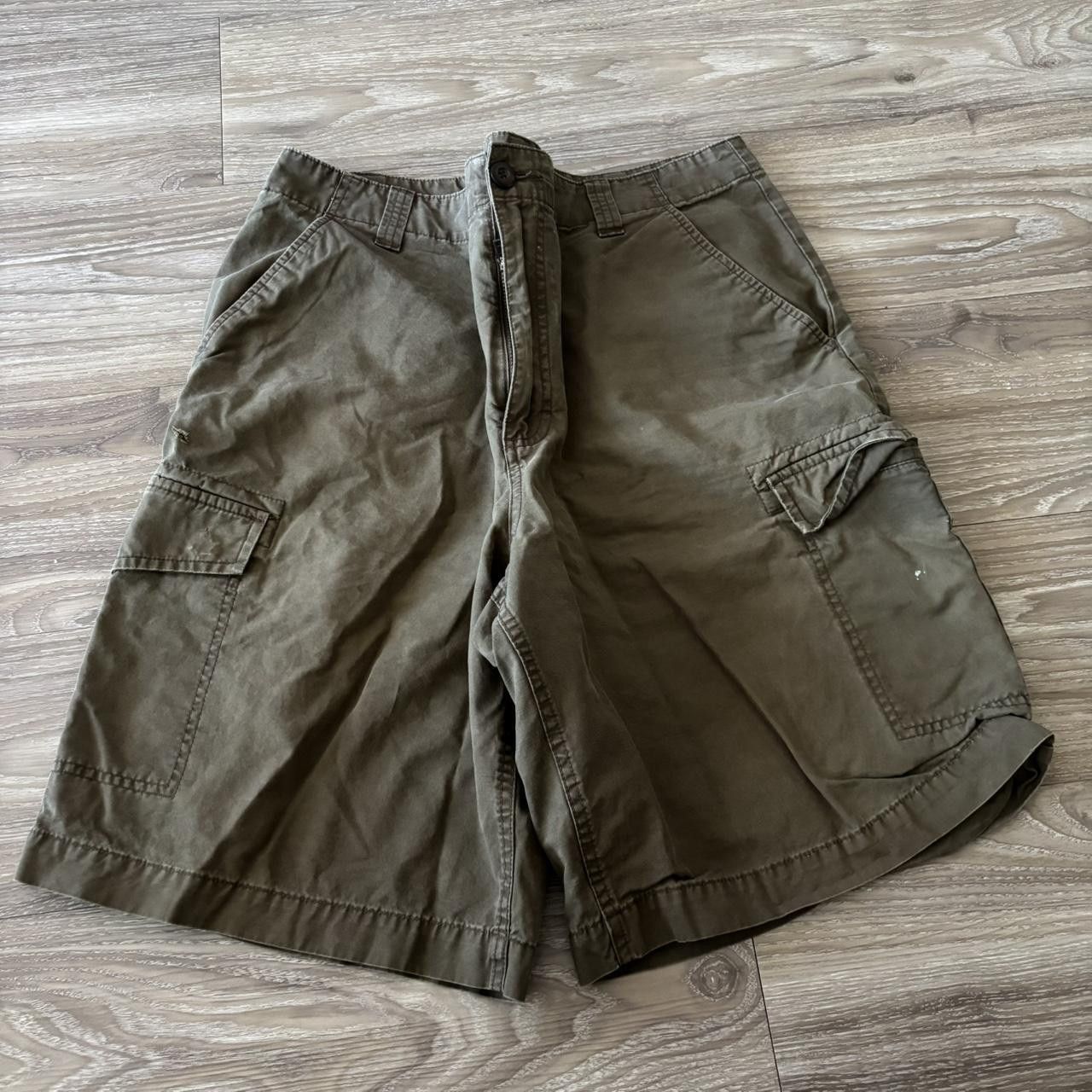 Vintage Crazy Vintage Y2K/2000s Baggy Khaki Brown Skater Cargo Shorts! Size 36 Size US 36 / EU 52 - 1 Thumbnail