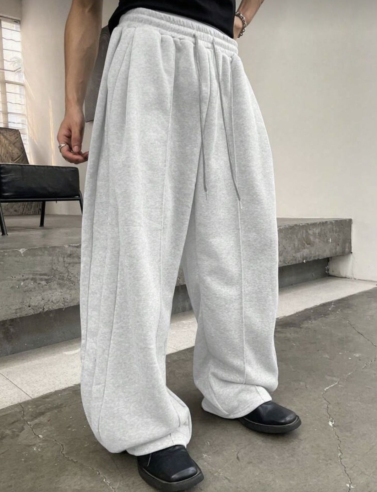 Other Baggy grey wide leg Sweatpant Size US 32 / EU 48 - 1 Thumbnail