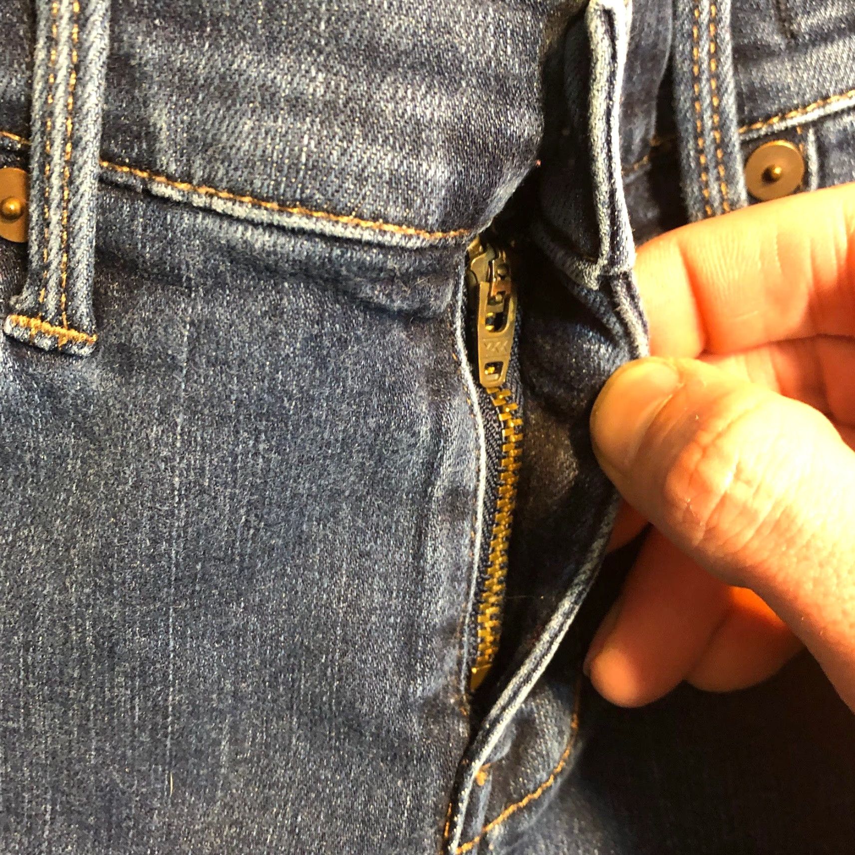 Madewell Madewell Jeans Skinny Womens 26 29 Inseam Blue Distressed Denim 5-Pocket Zip Belt Loops Slim Modern Bohemian City Classic Preppy Size 26" / US 2 / IT 38 - 5 Thumbnail