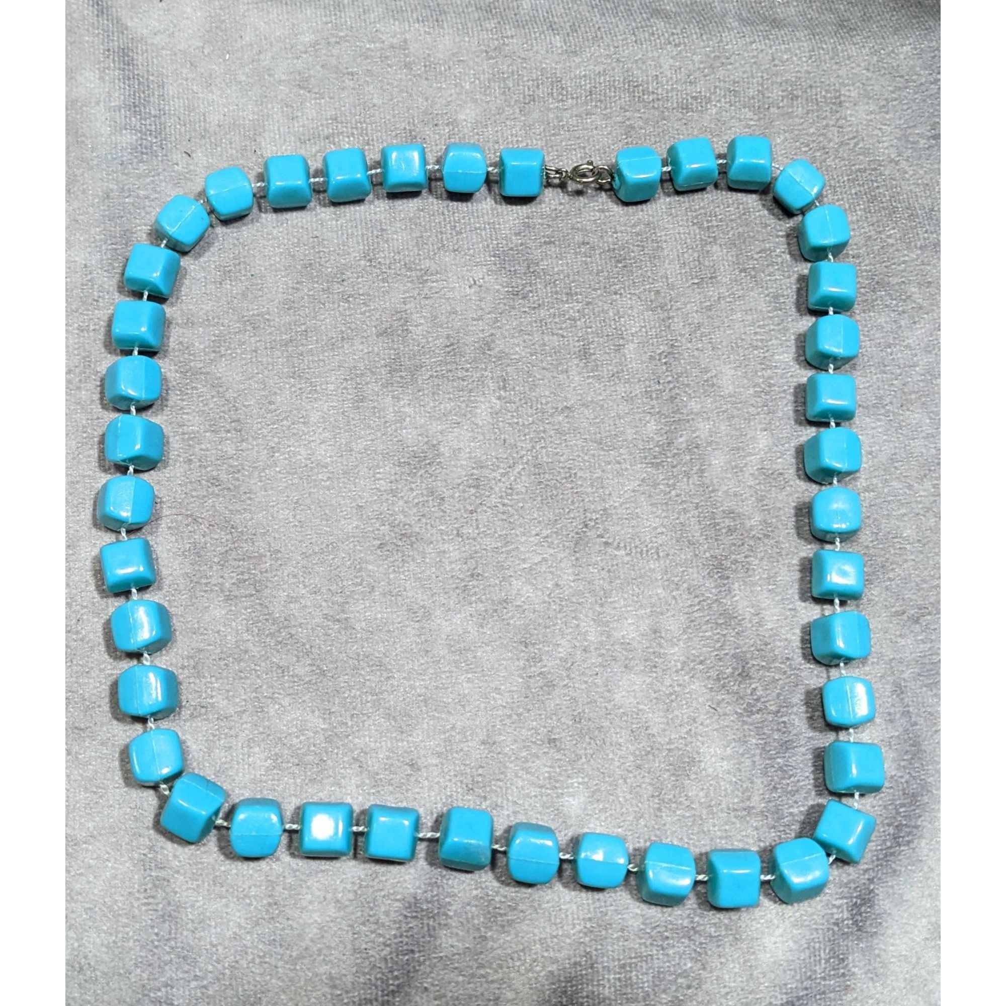 Other Blue Cube Plastic Beaded Casual Necklace Size ONE SIZE - 5 Thumbnail