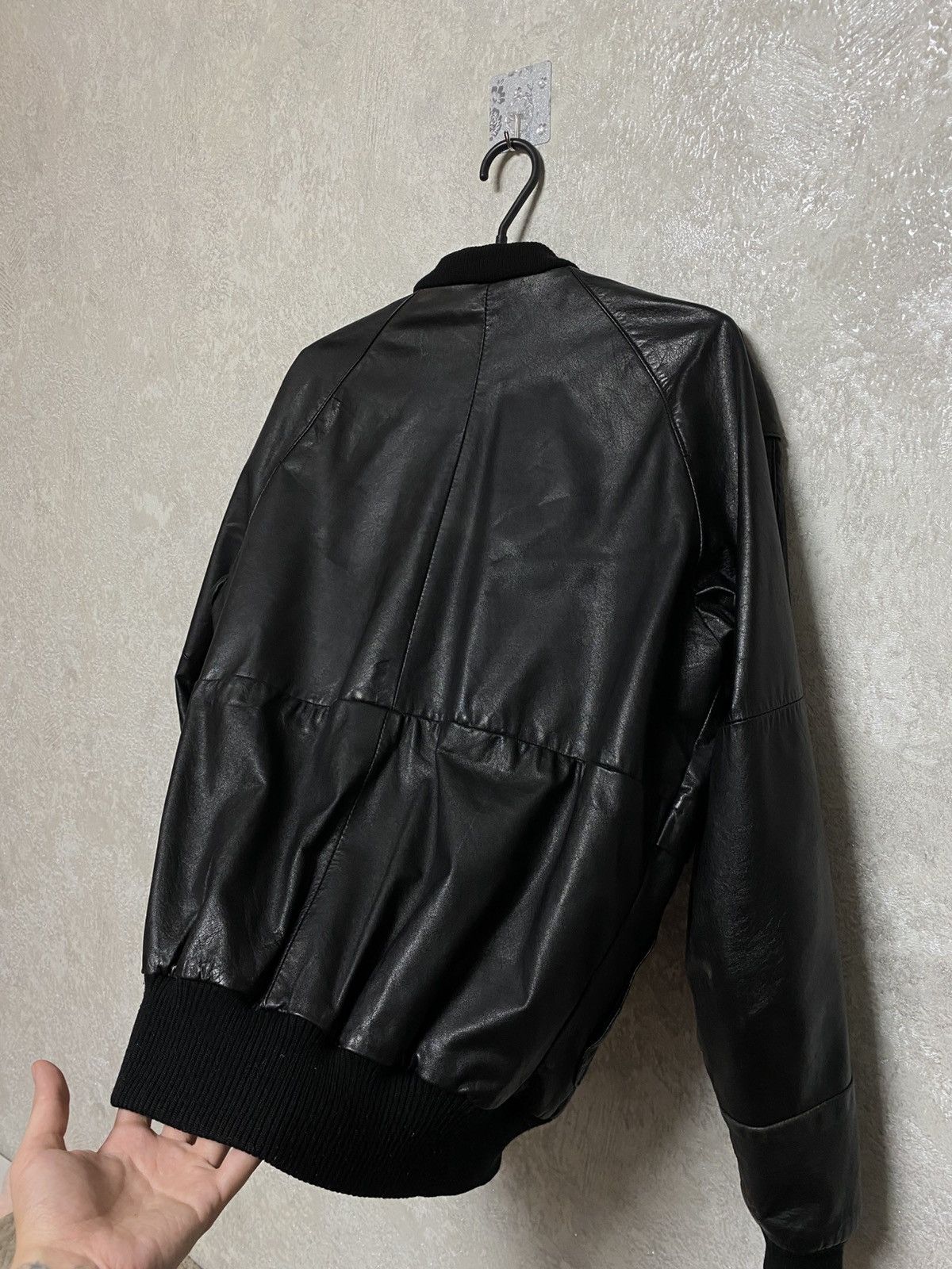 Iceberg Iceberg vintage MA-1 leather bomber jacket Size US M / EU 48-50 / 2 - 11 Thumbnail