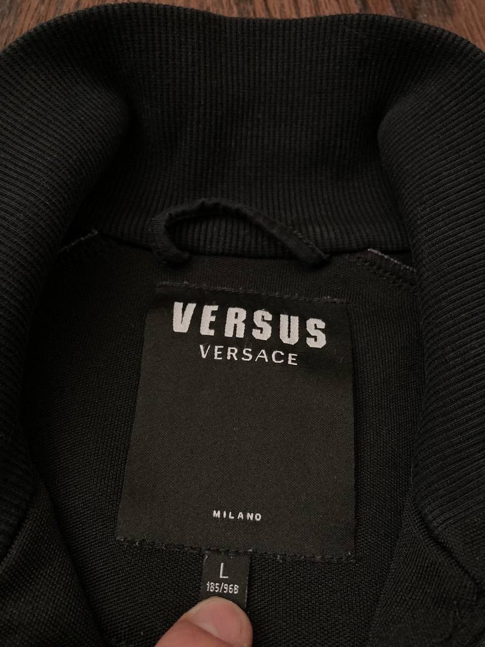 Versace Versace Versus Luxury collection Zip Size L Size US L / EU 52-54 / 3 - 3 Thumbnail