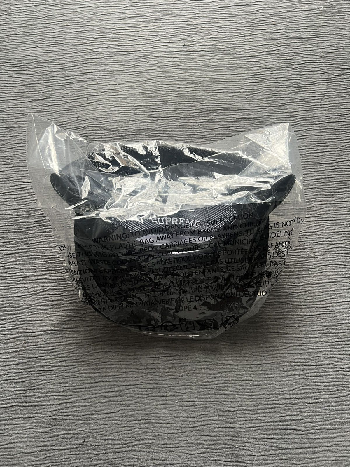 Supreme Supreme Playboy Mesh Back 5-Panel Black Size ONE SIZE - 2 Thumbnail