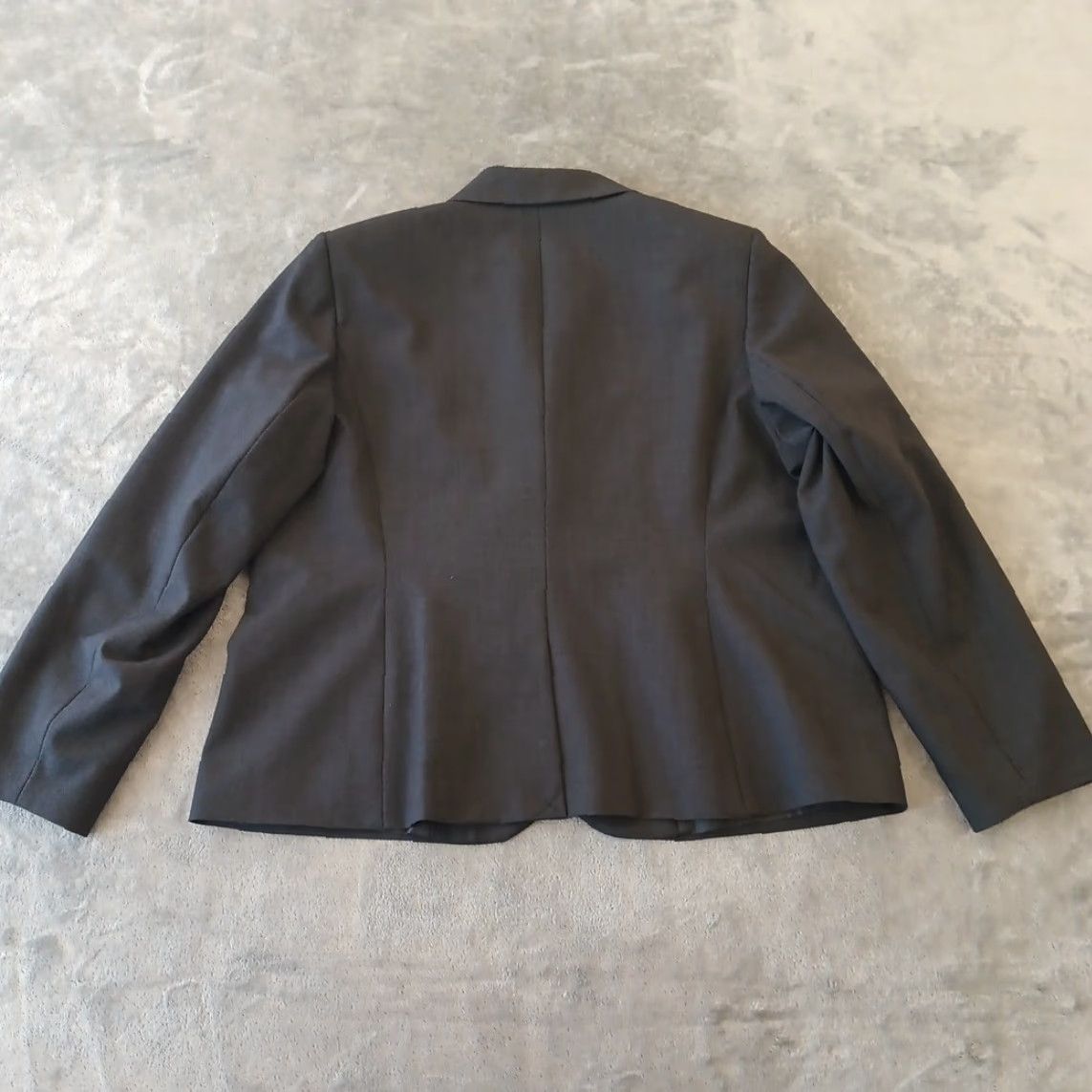 Calvin Klein Calvin Klein Blazer Womens 16W Plus Size Gray Two-Button Notch Lapel Lined Suit Jacket Long Sleeve Regular Fit Dry Clean Only Size XXL / US 16-18 / IT 52-54 - 2 Thumbnail