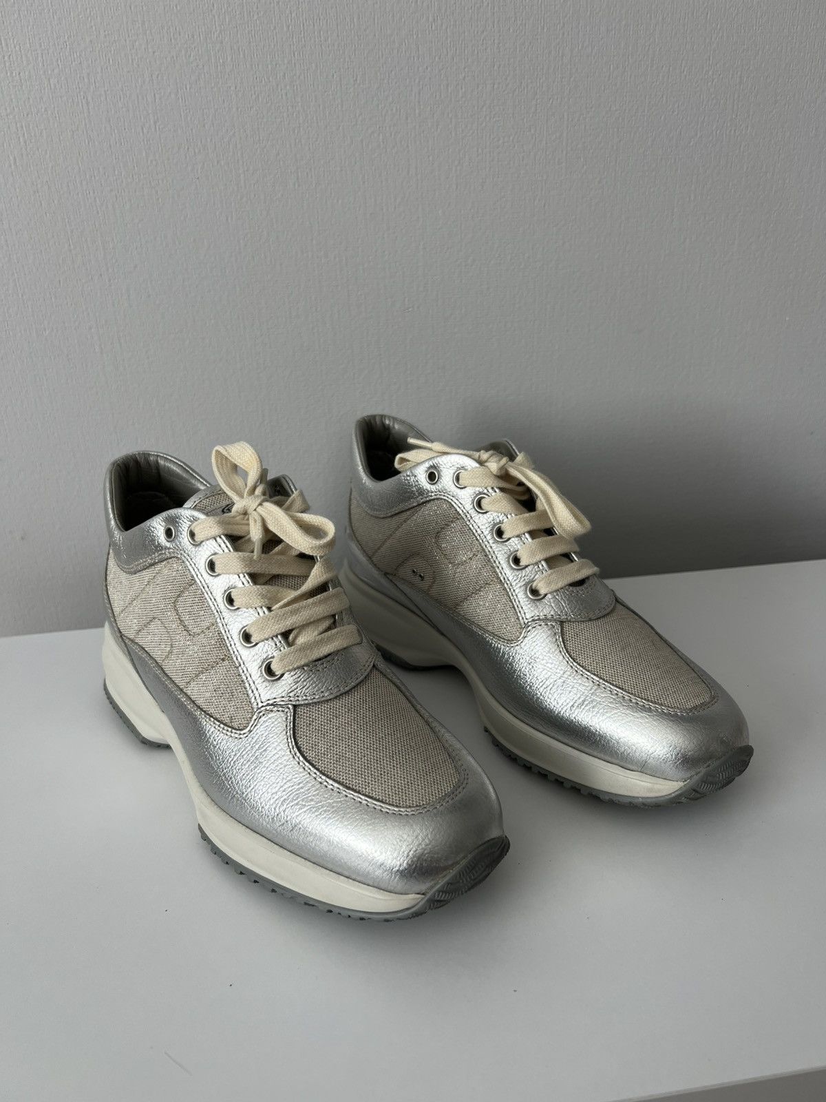 Vintage Shoes Hogan Interactive Silver Sneakers