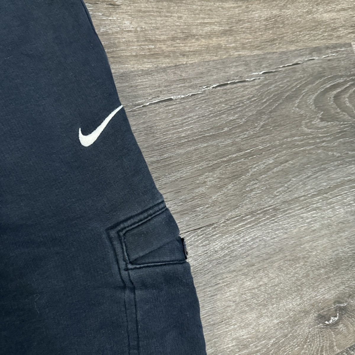 Nike × Vintage Essential Vintage y2k Nike wide leg cargo sweatpants Size US 33 - 3 Thumbnail