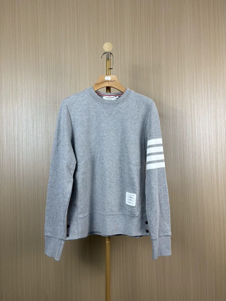 Thom Browne Thom Browne Gray four stripe hoodie Size US S / EU 44-46 / 1 - 1 Thumbnail