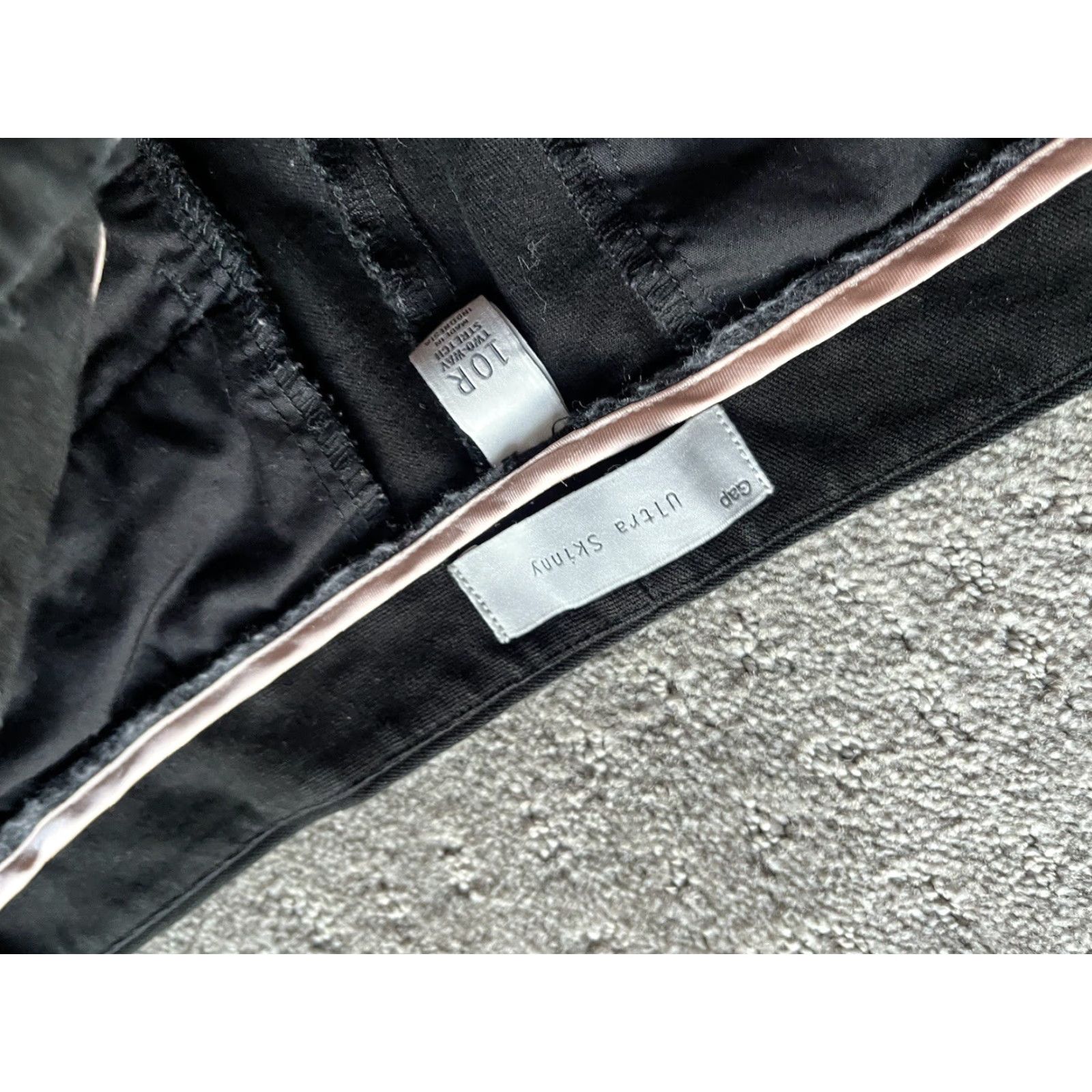 Gap VINTAGE Gap Ultra Skinny Black Stretch Crop Pants Womens 10 Black Cropped Slim Skinny 10R Seasonal? Size 32" / US 10 / IT 46 - 5 Thumbnail