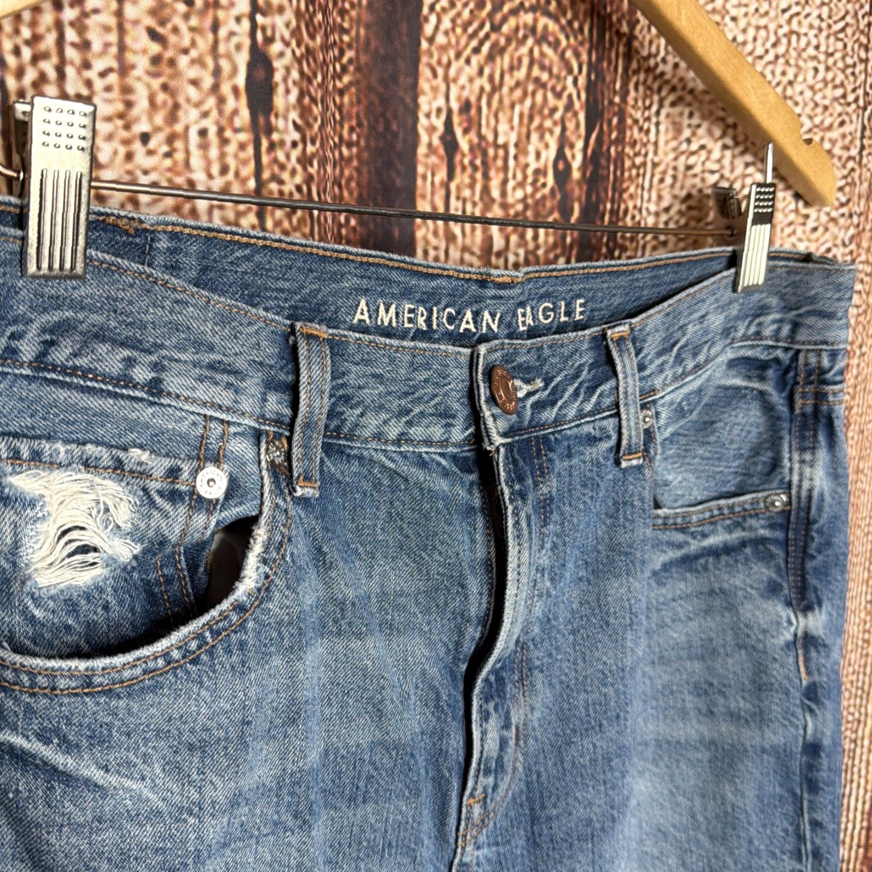 American Eagle Outfitters American Eagle Jeans Womens 90's Slim Boyfriend 2 HIgh Rise Distressed Size 26" / US 2 / IT 38 - 2 Thumbnail