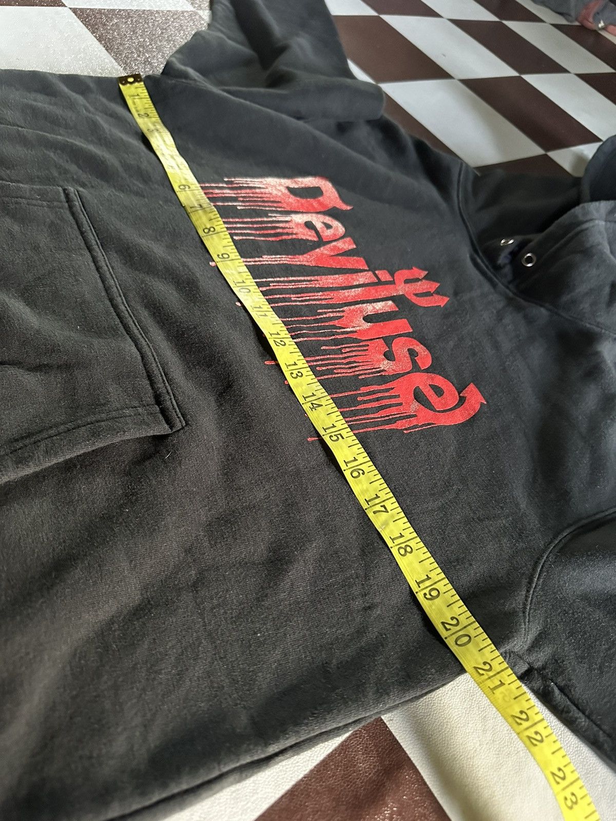 Japanese Brand Vintage Deviluse pullover hoodies Size US L / EU 52-54 / 3 - 7 Thumbnail